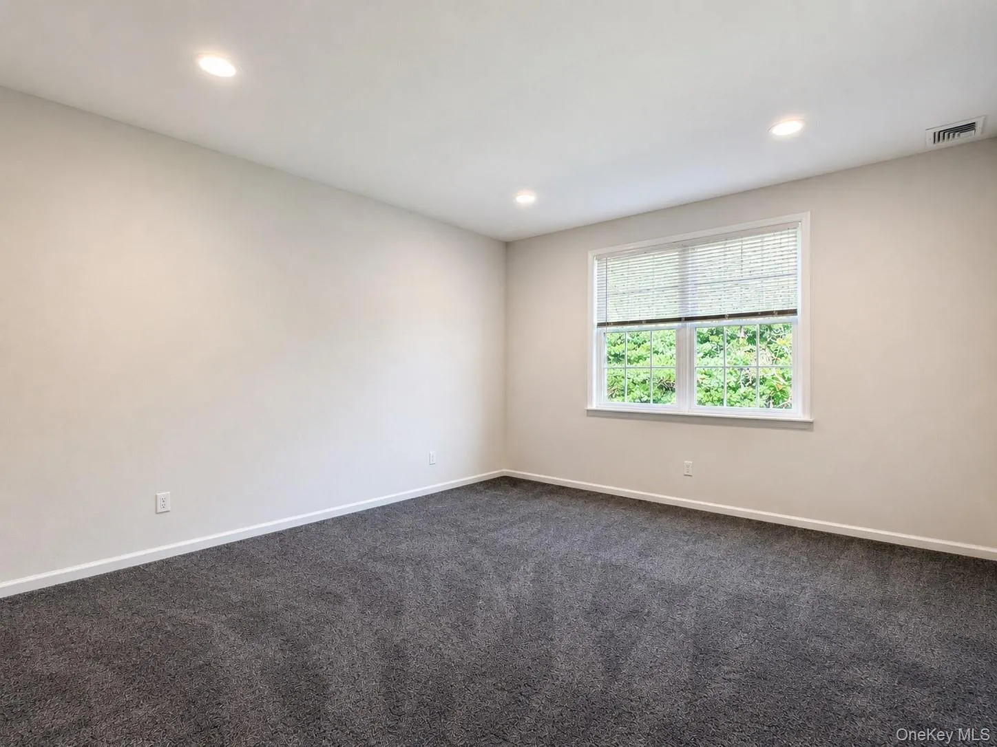 61 Shore Road, Brookhaven, NY, 4 Bedrooms Bedrooms, 11 Rooms Rooms,2 BathroomsBathrooms,Residential,For Rent,Shore,0,1036915 61 Shore Road, Brookhaven, NY, 4 Bedrooms Bedrooms, 11 Rooms Rooms,2 BathroomsBathrooms,Residential,For Rent,Shore,0,1036915