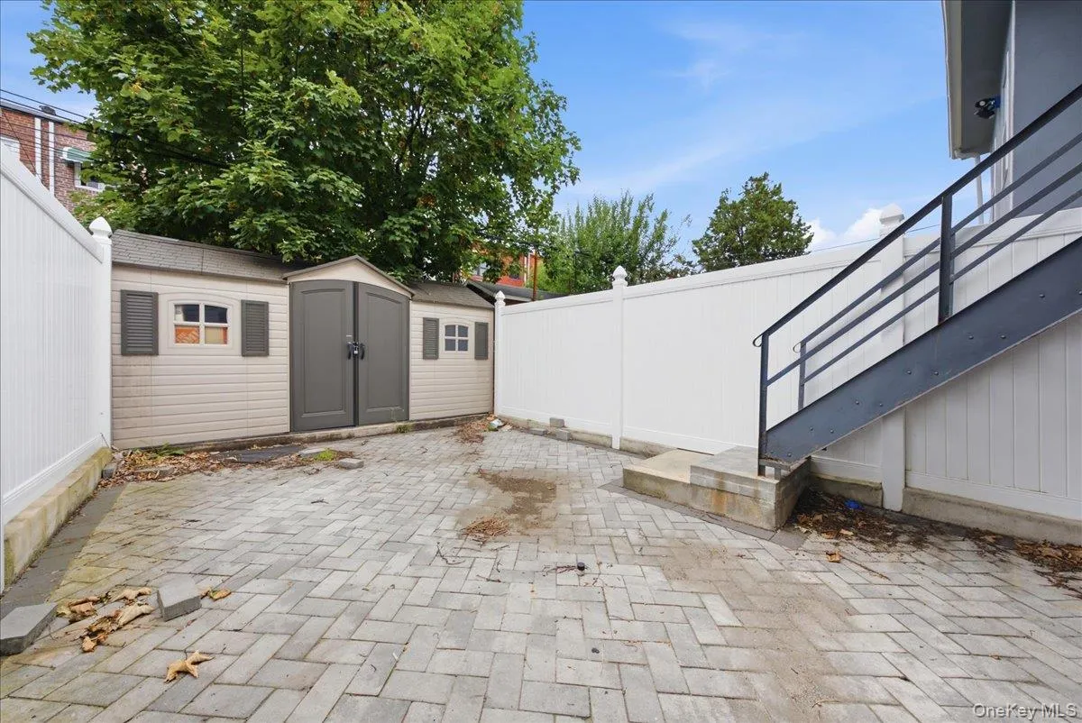 320 59th Street, New York, NY, 3 Bedrooms Bedrooms, 5 Rooms Rooms,2 BathroomsBathrooms,Residential,For Rent,59th,0,1036918 320 59th Street, New York, NY, 3 Bedrooms Bedrooms, 5 Rooms Rooms,2 BathroomsBathrooms,Residential,For Rent,59th,0,1036918