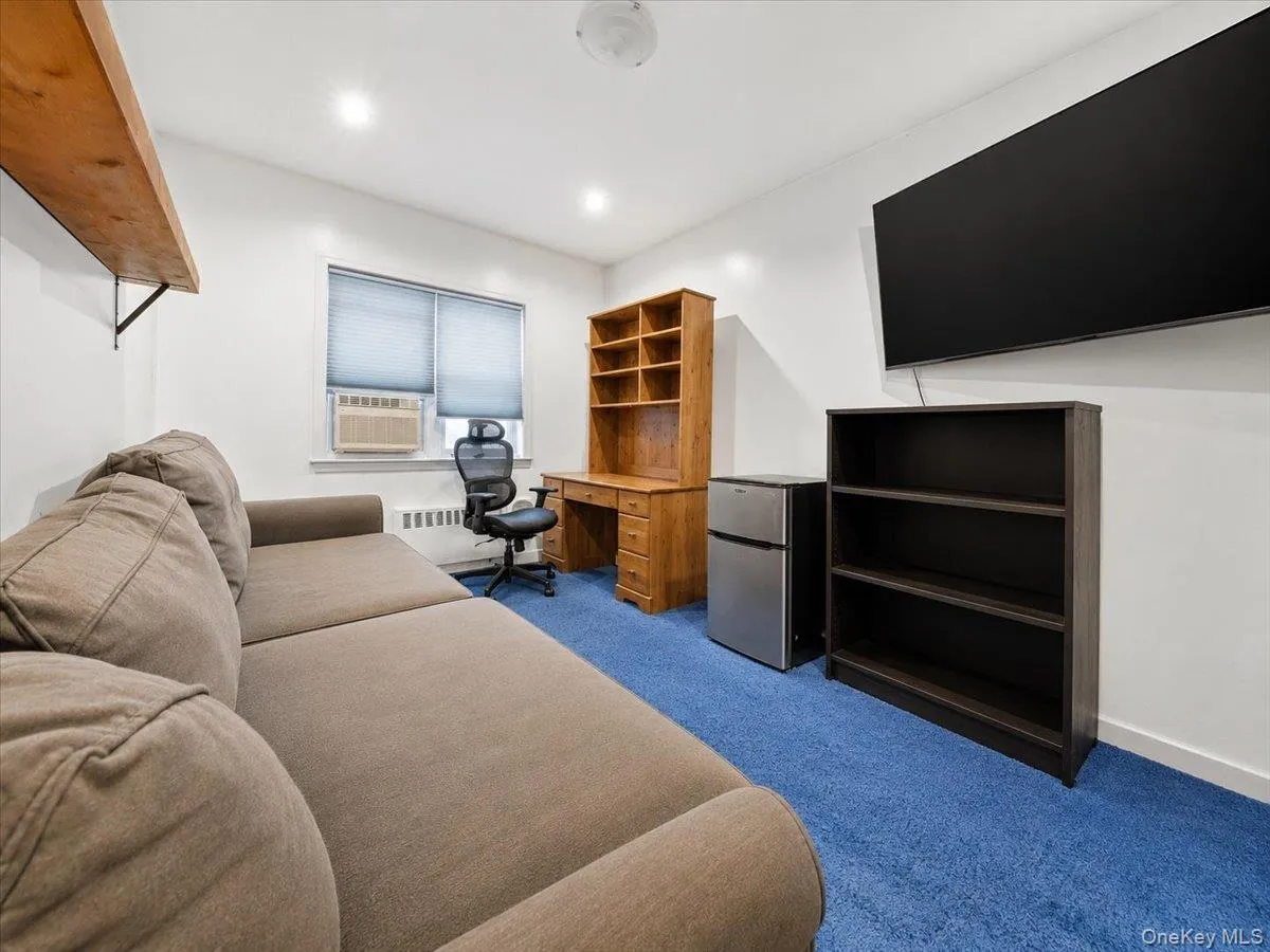 320 59th Street, New York, NY, 3 Bedrooms Bedrooms, 5 Rooms Rooms,2 BathroomsBathrooms,Residential,For Rent,59th,0,1036918 320 59th Street, New York, NY, 3 Bedrooms Bedrooms, 5 Rooms Rooms,2 BathroomsBathrooms,Residential,For Rent,59th,0,1036918
