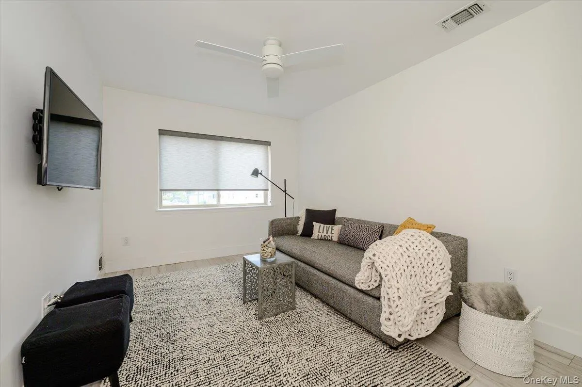 Bedroom, Den, Home Office with Pool Views Bedroom, Den, Home Office with Pool Views