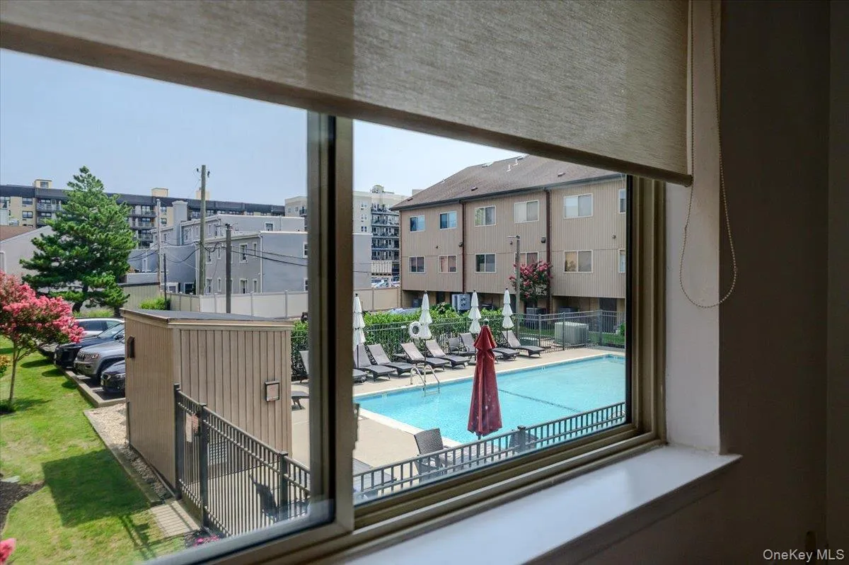 Pool & Extra Parking View From Bedrooms Pool & Extra Parking View From Bedrooms