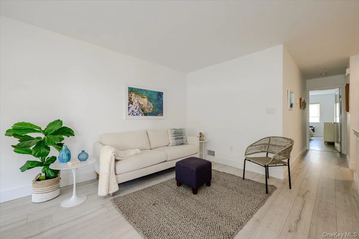 Bright and spacious open plan living room Bright and spacious open plan living room