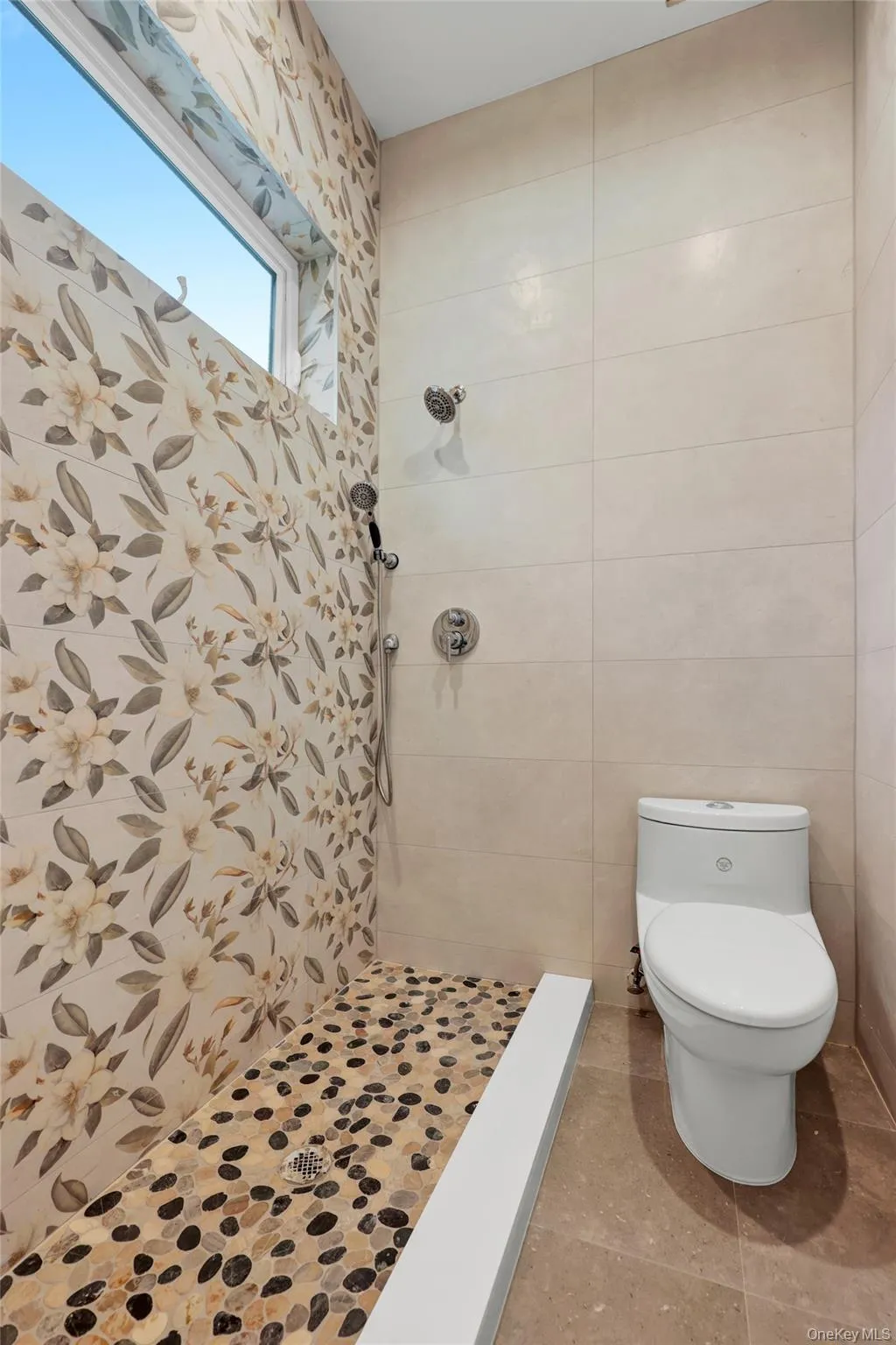 17 Wallenberg Circle, Ramapo, NY, 6 Bedrooms Bedrooms, 12 Rooms Rooms,4 BathroomsBathrooms,Residential,For Rent,Wallenberg,0,1036924 17 Wallenberg Circle, Ramapo, NY, 6 Bedrooms Bedrooms, 12 Rooms Rooms,4 BathroomsBathrooms,Residential,For Rent,Wallenberg,0,1036924