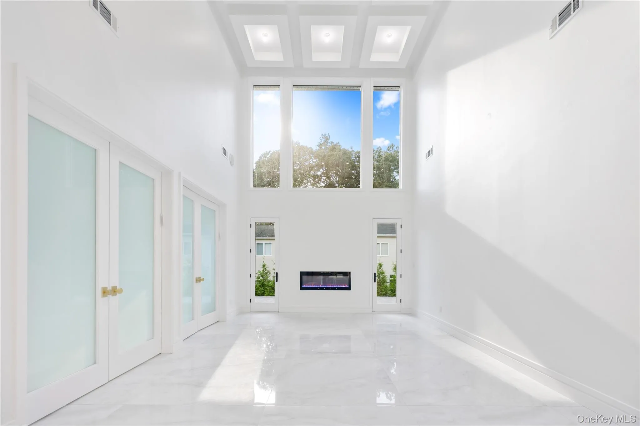17 Wallenberg Circle, Ramapo, NY, 6 Bedrooms Bedrooms, 12 Rooms Rooms,4 BathroomsBathrooms,Residential,For Rent,Wallenberg,0,1036924 17 Wallenberg Circle, Ramapo, NY, 6 Bedrooms Bedrooms, 12 Rooms Rooms,4 BathroomsBathrooms,Residential,For Rent,Wallenberg,0,1036924