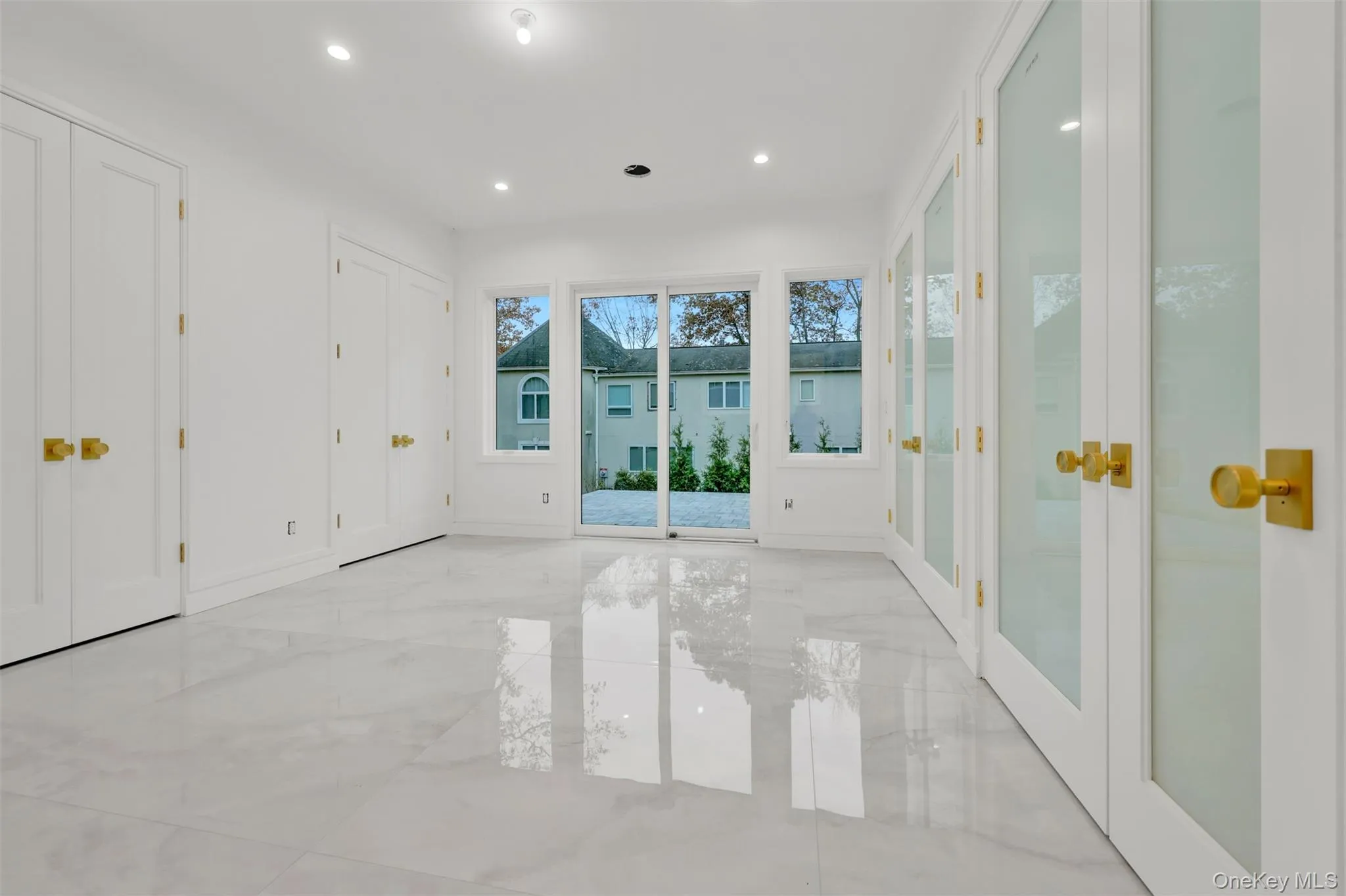 17 Wallenberg Circle, Ramapo, NY, 6 Bedrooms Bedrooms, 12 Rooms Rooms,4 BathroomsBathrooms,Residential,For Rent,Wallenberg,0,1036924 17 Wallenberg Circle, Ramapo, NY, 6 Bedrooms Bedrooms, 12 Rooms Rooms,4 BathroomsBathrooms,Residential,For Rent,Wallenberg,0,1036924