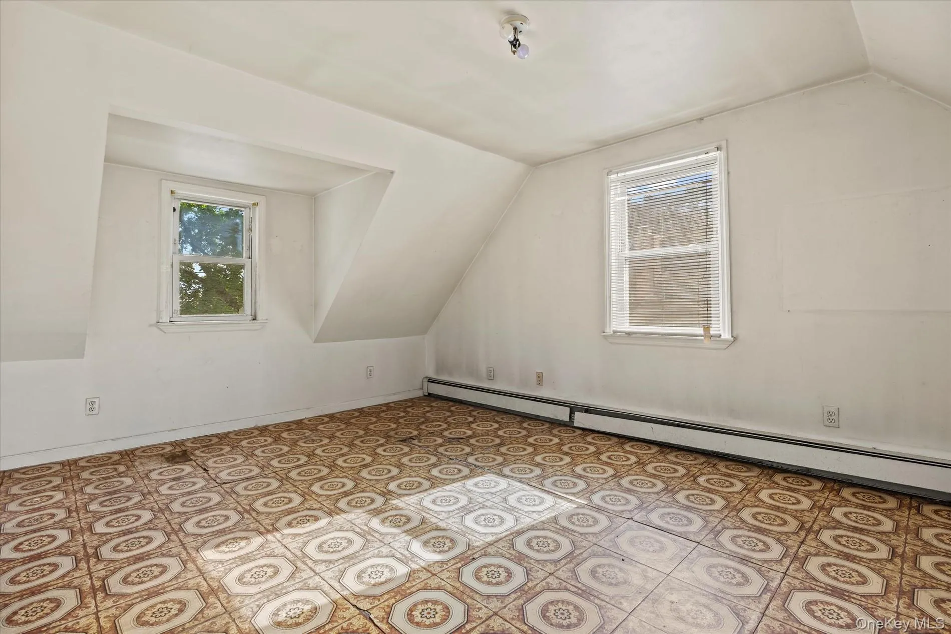 1037 Broadway, North Hempstead, NY, 4 Bedrooms Bedrooms, 7 Rooms Rooms,1 BathroomBathrooms,Residential,For Rent,Broadway,0,1036927 1037 Broadway, North Hempstead, NY, 4 Bedrooms Bedrooms, 7 Rooms Rooms,1 BathroomBathrooms,Residential,For Rent,Broadway,0,1036927