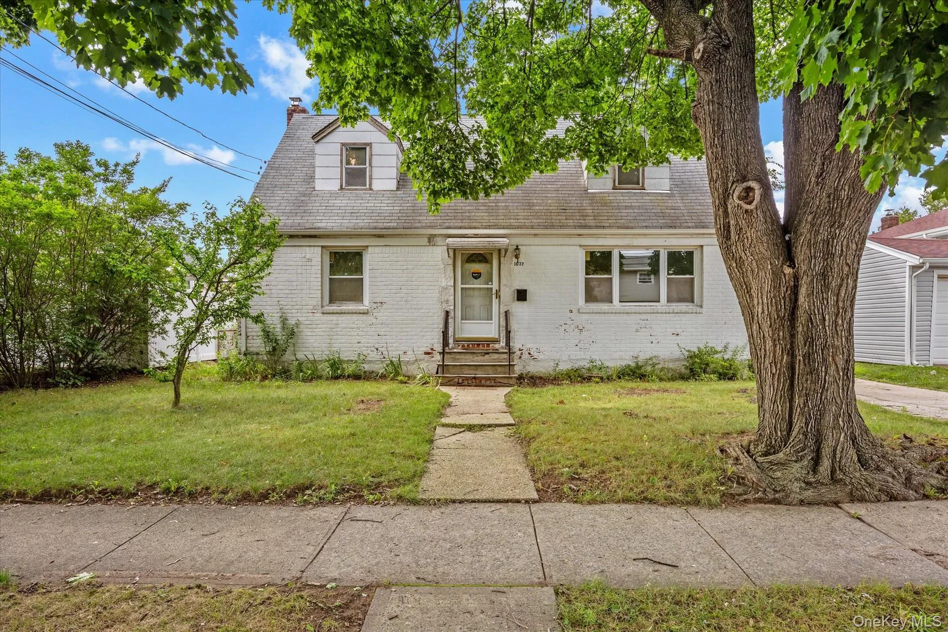 1037 Broadway, North Hempstead, NY, 4 Bedrooms Bedrooms, 7 Rooms Rooms,1 BathroomBathrooms,Residential,For Rent,Broadway,0,1036927 1037 Broadway, North Hempstead, NY, 4 Bedrooms Bedrooms, 7 Rooms Rooms,1 BathroomBathrooms,Residential,For Rent,Broadway,0,1036927