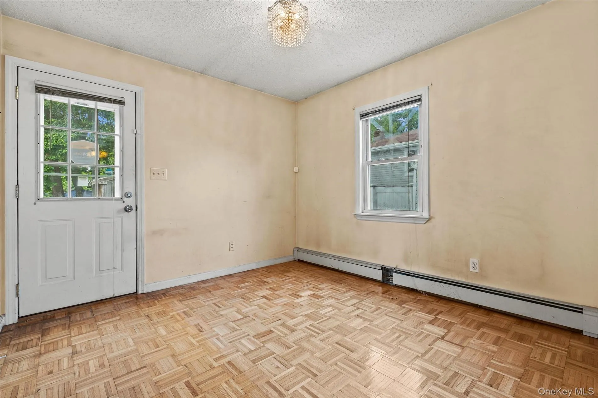 1037 Broadway, North Hempstead, NY, 4 Bedrooms Bedrooms, 7 Rooms Rooms,1 BathroomBathrooms,Residential,For Rent,Broadway,0,1036927 1037 Broadway, North Hempstead, NY, 4 Bedrooms Bedrooms, 7 Rooms Rooms,1 BathroomBathrooms,Residential,For Rent,Broadway,0,1036927