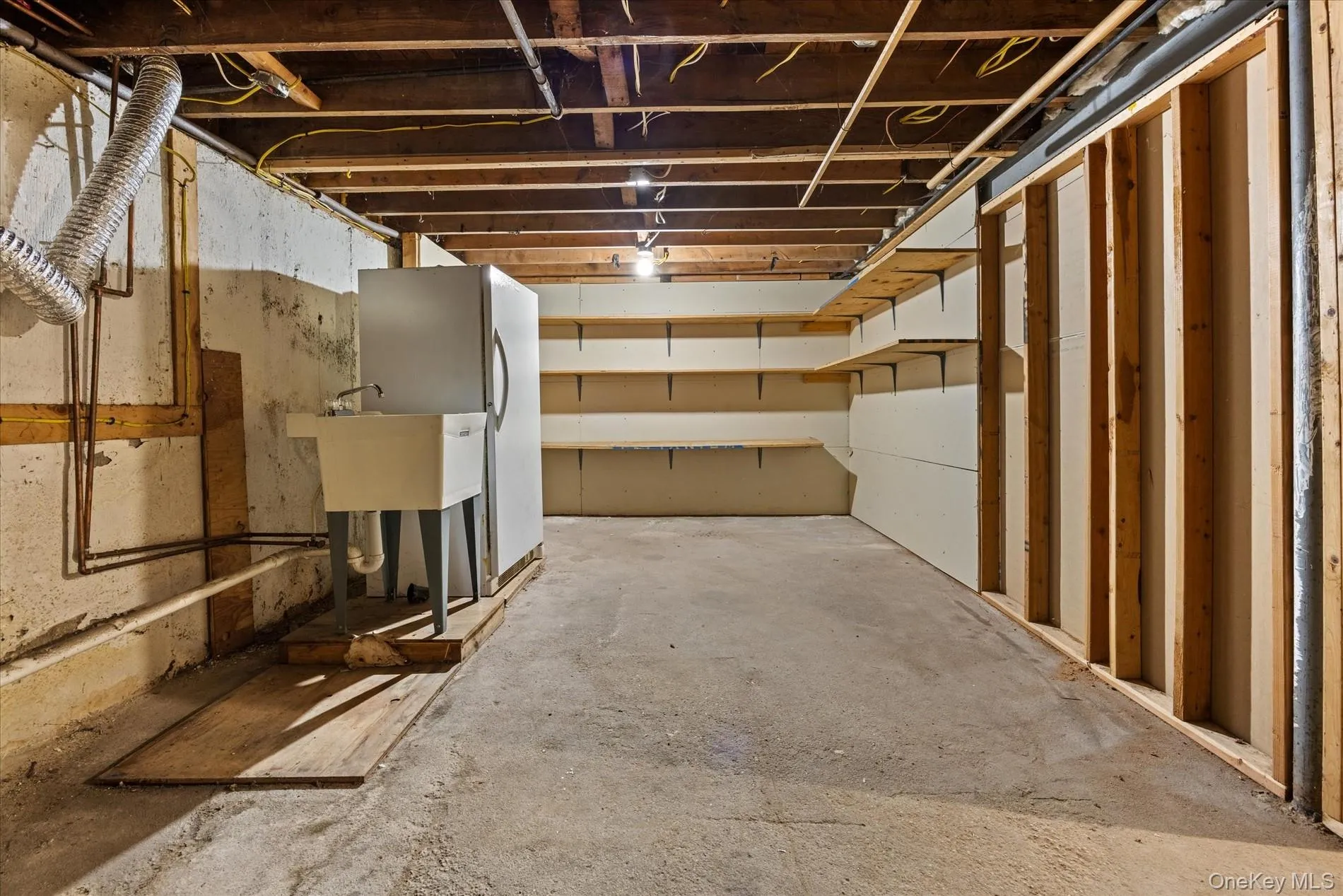 1037 Broadway, North Hempstead, NY, 4 Bedrooms Bedrooms, 7 Rooms Rooms,1 BathroomBathrooms,Residential,For Rent,Broadway,0,1036927 1037 Broadway, North Hempstead, NY, 4 Bedrooms Bedrooms, 7 Rooms Rooms,1 BathroomBathrooms,Residential,For Rent,Broadway,0,1036927