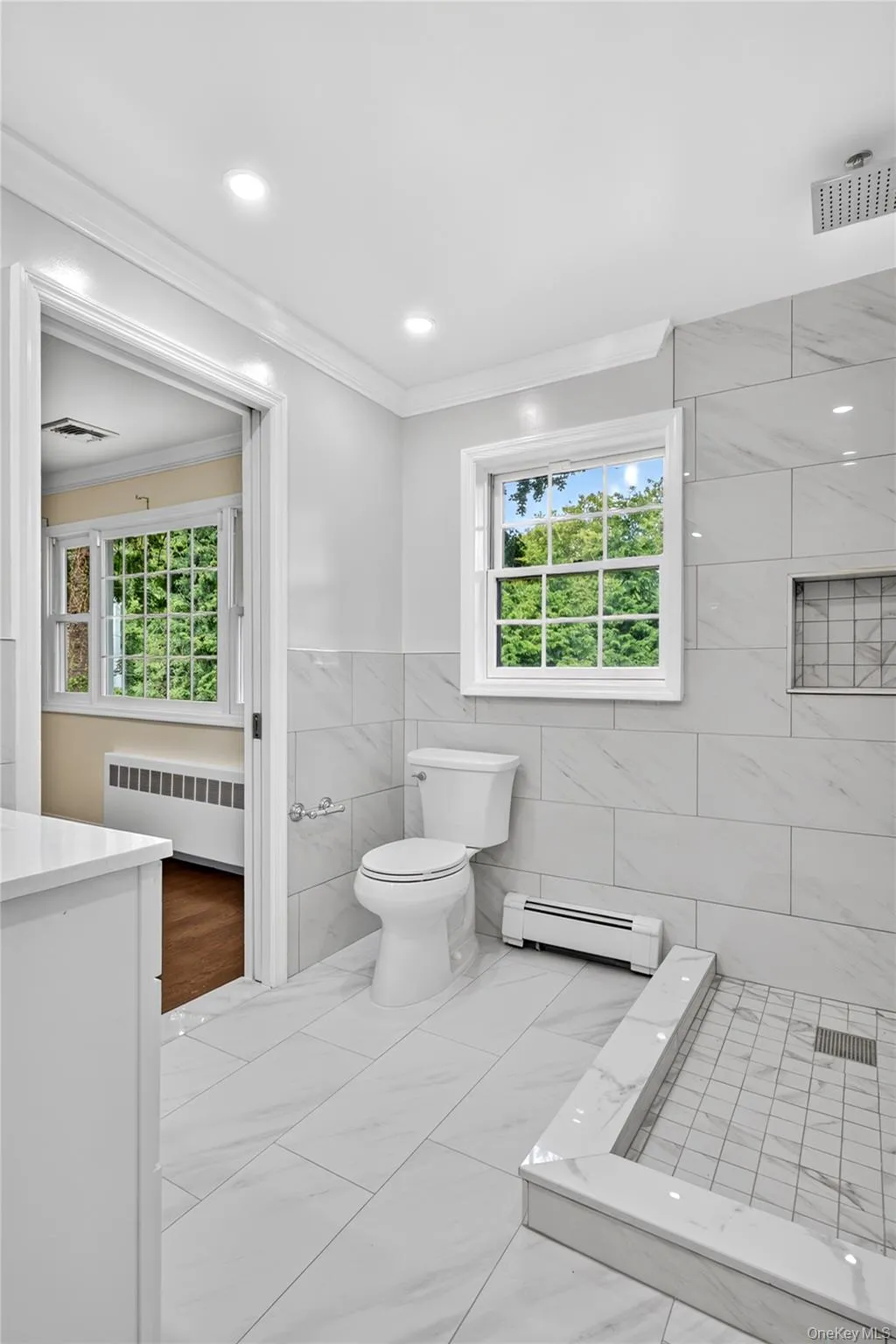 20 Earle Place, North Hempstead, NY, 4 Bedrooms Bedrooms, 8 Rooms Rooms,3 BathroomsBathrooms,Residential Lease,For Rent,Earle,0,1036932 20 Earle Place, North Hempstead, NY, 4 Bedrooms Bedrooms, 8 Rooms Rooms,3 BathroomsBathrooms,Residential Lease,For Rent,Earle,0,1036932