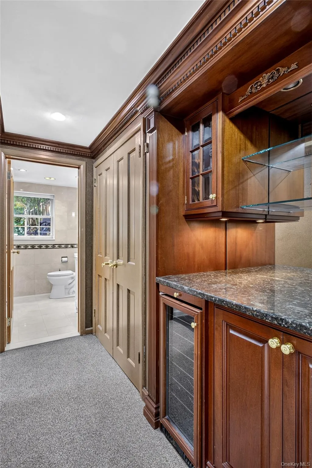 20 Earle Place, North Hempstead, NY, 4 Bedrooms Bedrooms, 8 Rooms Rooms,3 BathroomsBathrooms,Residential Lease,For Rent,Earle,0,1036932 20 Earle Place, North Hempstead, NY, 4 Bedrooms Bedrooms, 8 Rooms Rooms,3 BathroomsBathrooms,Residential Lease,For Rent,Earle,0,1036932