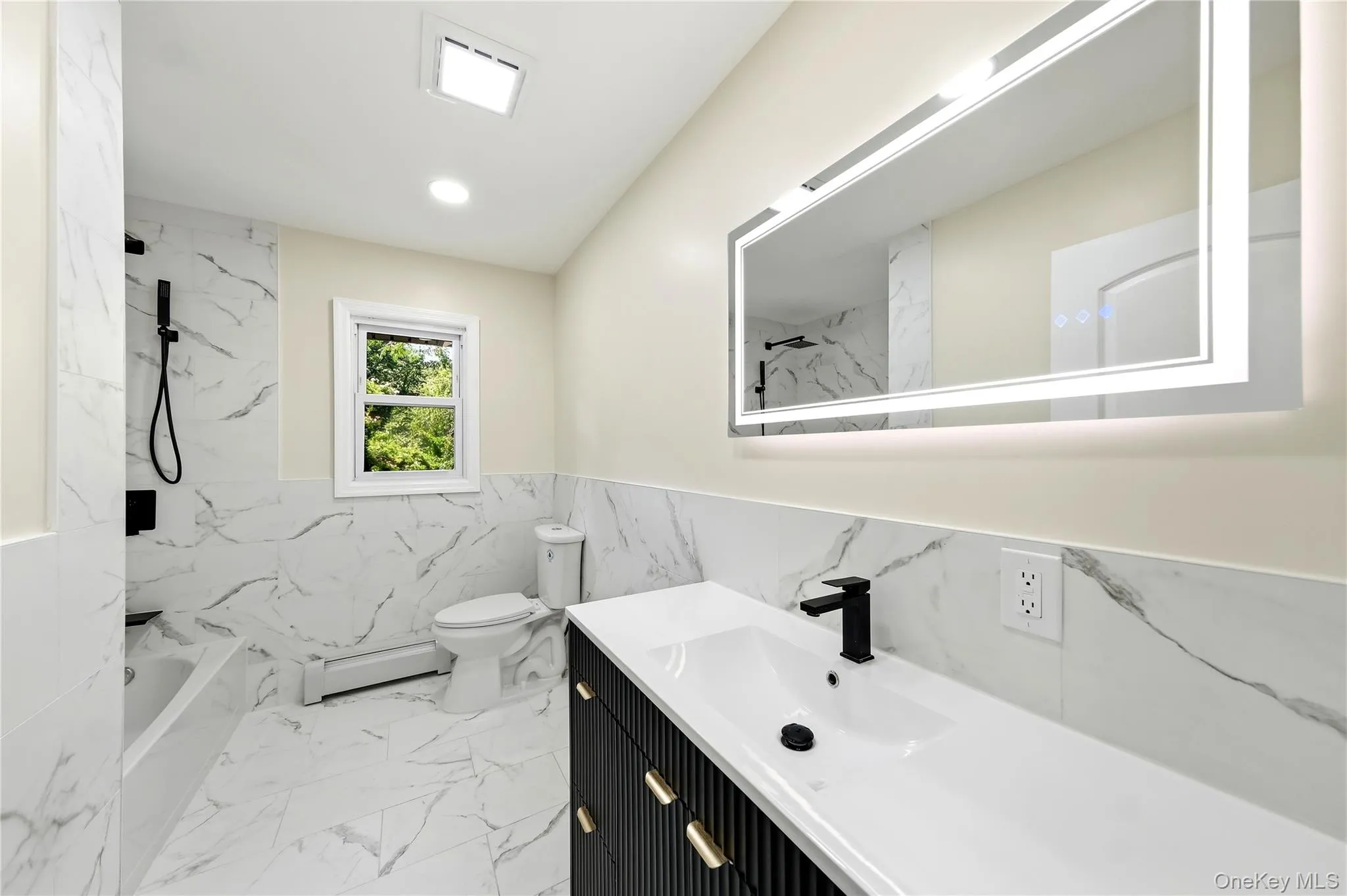930 Park Drive, Hempstead, NY, 6 Bedrooms Bedrooms, 10 Rooms Rooms,4 BathroomsBathrooms,Residential,For Rent,Park,0,1036936 930 Park Drive, Hempstead, NY, 6 Bedrooms Bedrooms, 10 Rooms Rooms,4 BathroomsBathrooms,Residential,For Rent,Park,0,1036936