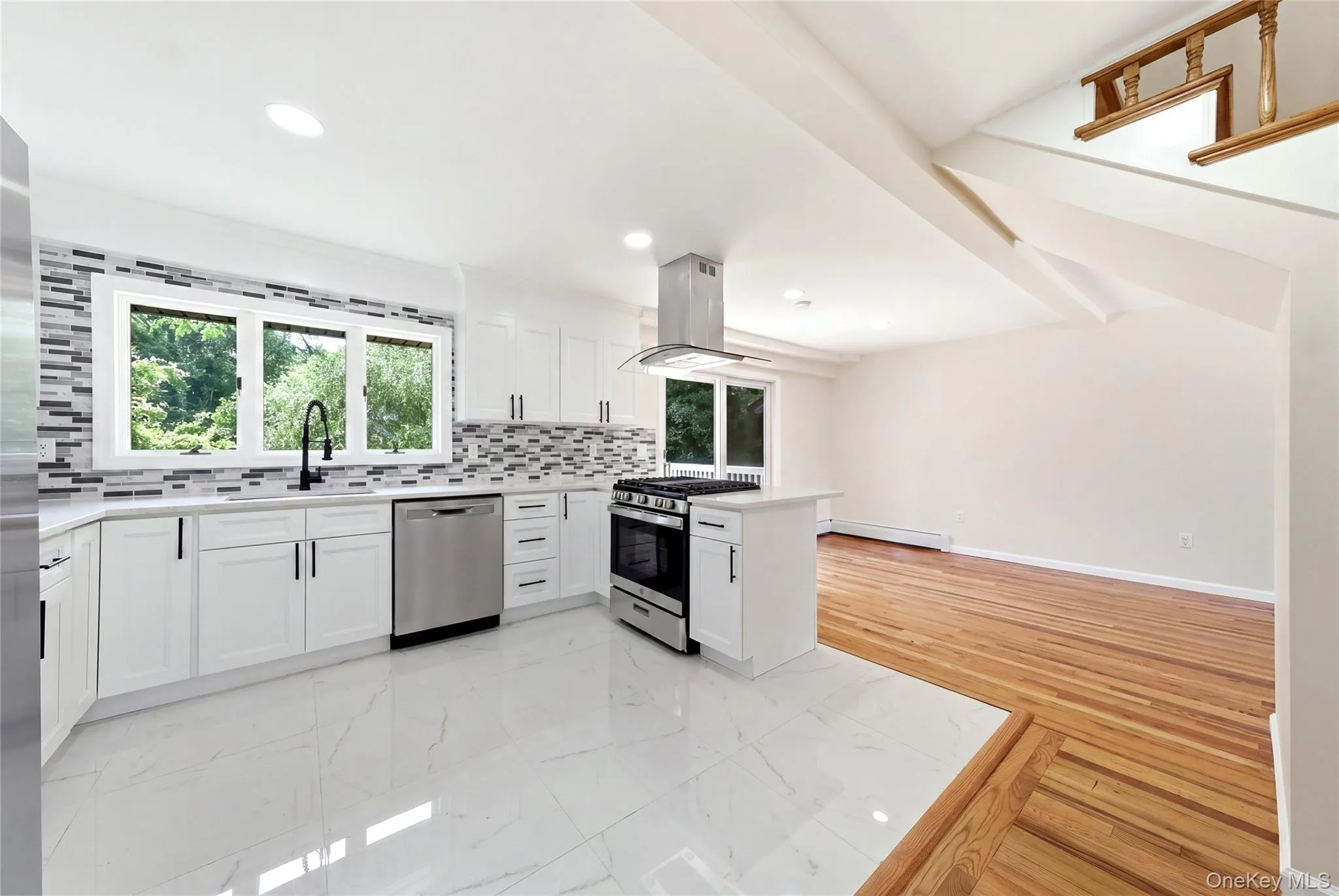 930 Park Drive, Hempstead, NY, 6 Bedrooms Bedrooms, 10 Rooms Rooms,4 BathroomsBathrooms,Residential,For Rent,Park,0,1036936 930 Park Drive, Hempstead, NY, 6 Bedrooms Bedrooms, 10 Rooms Rooms,4 BathroomsBathrooms,Residential,For Rent,Park,0,1036936
