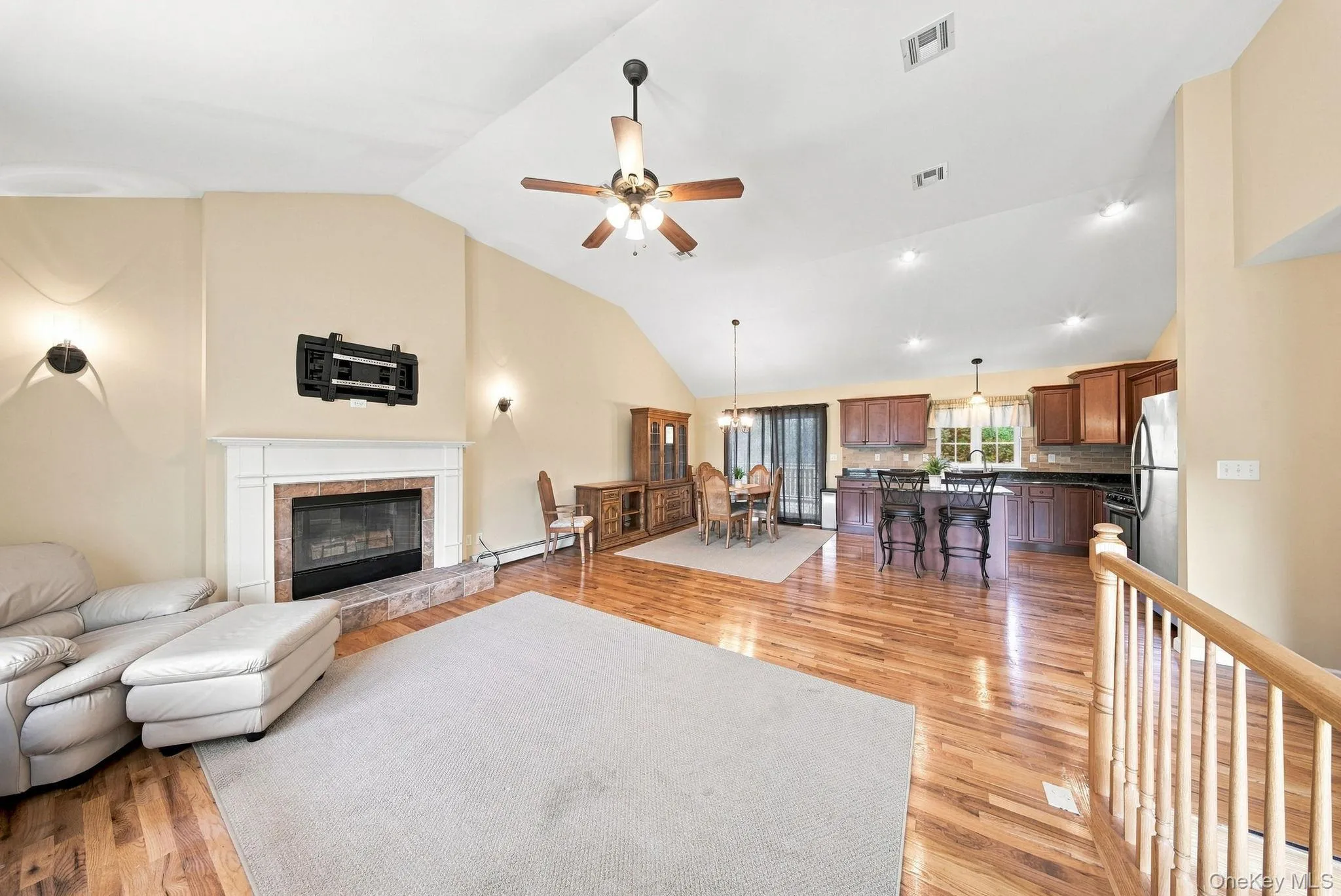 236 Springbrook Road, Greenville, NY, 3 Bedrooms Bedrooms, 10 Rooms Rooms,3 BathroomsBathrooms,Residential,For Rent,Springbrook,0,1036947 236 Springbrook Road, Greenville, NY, 3 Bedrooms Bedrooms, 10 Rooms Rooms,3 BathroomsBathrooms,Residential,For Rent,Springbrook,0,1036947