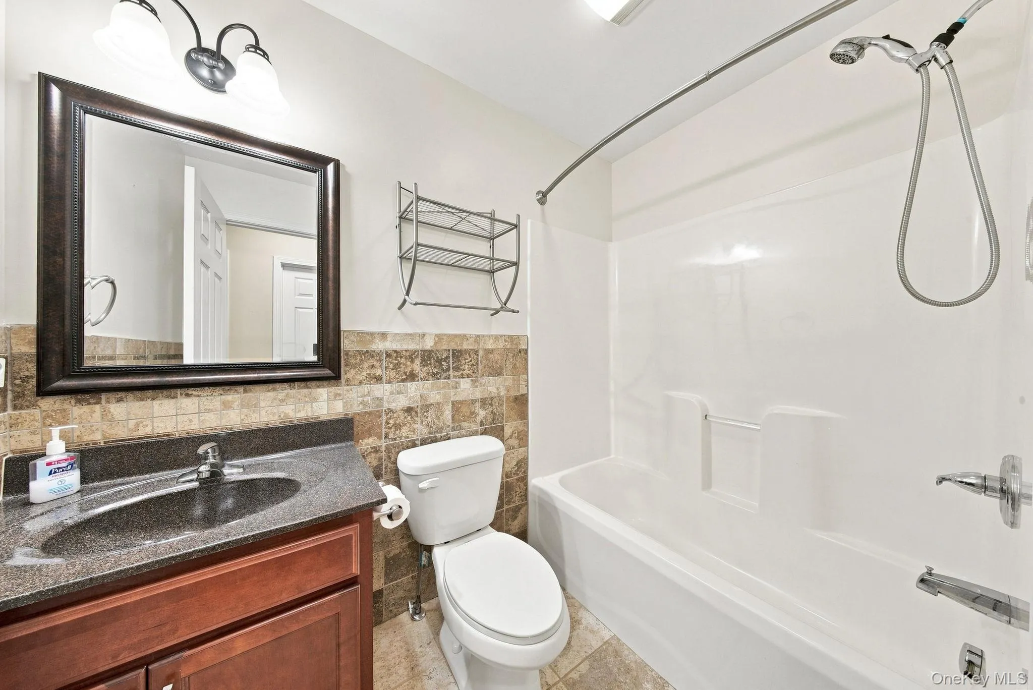 236 Springbrook Road, Greenville, NY, 3 Bedrooms Bedrooms, 10 Rooms Rooms,3 BathroomsBathrooms,Residential,For Rent,Springbrook,0,1036947 236 Springbrook Road, Greenville, NY, 3 Bedrooms Bedrooms, 10 Rooms Rooms,3 BathroomsBathrooms,Residential,For Rent,Springbrook,0,1036947