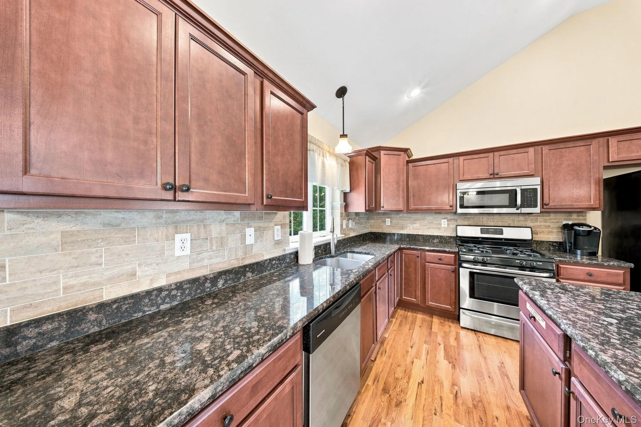 236 Springbrook Road, Greenville, NY, 3 Bedrooms Bedrooms, 10 Rooms Rooms,3 BathroomsBathrooms,Residential,For Rent,Springbrook,0,1036947 236 Springbrook Road, Greenville, NY, 3 Bedrooms Bedrooms, 10 Rooms Rooms,3 BathroomsBathrooms,Residential,For Rent,Springbrook,0,1036947