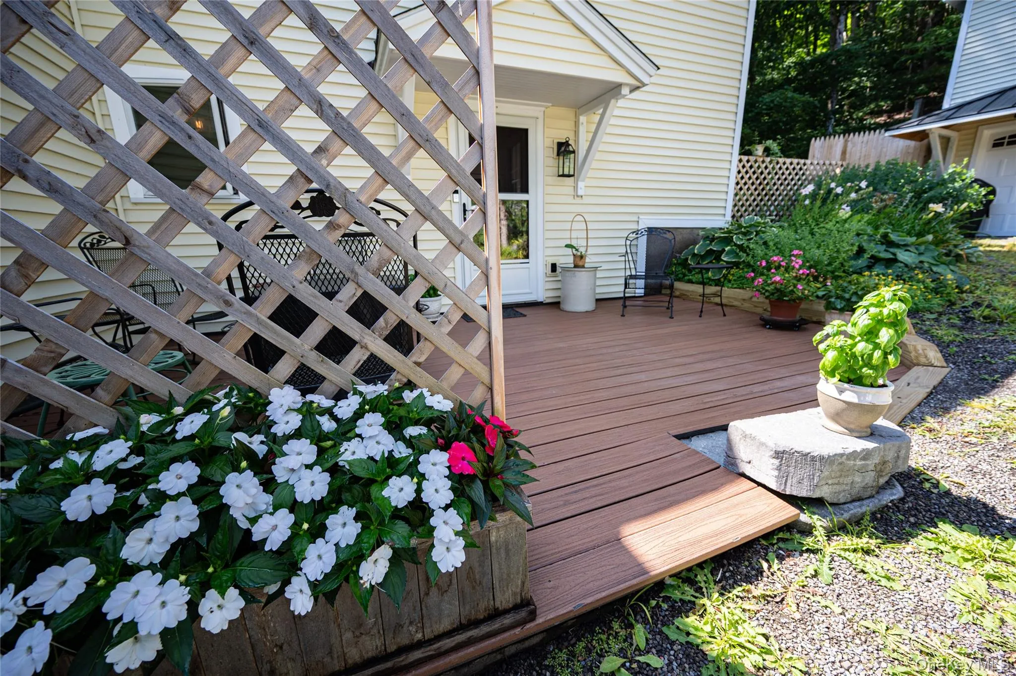 133 Mappa Avenue, Out Of Area, NY, 3 Bedrooms Bedrooms, 10 Rooms Rooms,2 BathroomsBathrooms,Residential,For Rent,Mappa,0,1036950 133 Mappa Avenue, Out Of Area, NY, 3 Bedrooms Bedrooms, 10 Rooms Rooms,2 BathroomsBathrooms,Residential,For Rent,Mappa,0,1036950