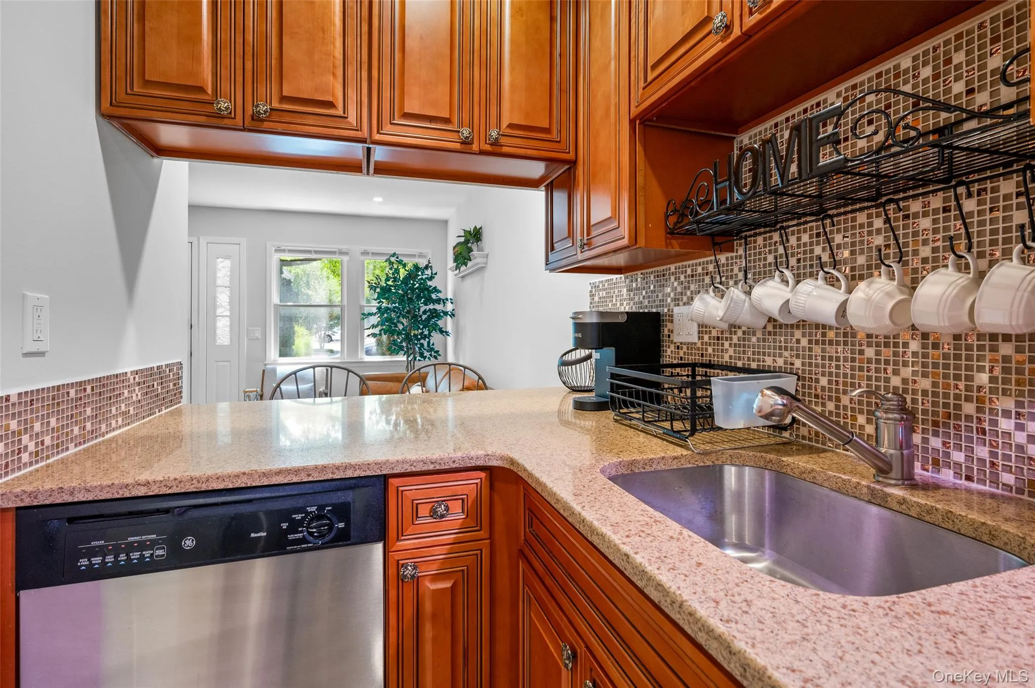 49 Canoe Place, Southampton, NY, 1 Bedroom Bedrooms, 3 Rooms Rooms,1 BathroomBathrooms,Residential,For Rent,Canoe,0,1036951 49 Canoe Place, Southampton, NY, 1 Bedroom Bedrooms, 3 Rooms Rooms,1 BathroomBathrooms,Residential,For Rent,Canoe,0,1036951