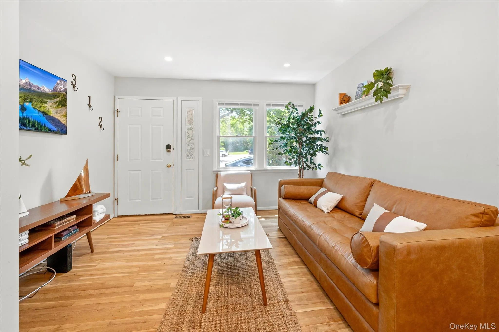 49 Canoe Place, Southampton, NY, 1 Bedroom Bedrooms, 3 Rooms Rooms,1 BathroomBathrooms,Residential,For Rent,Canoe,0,1036951 49 Canoe Place, Southampton, NY, 1 Bedroom Bedrooms, 3 Rooms Rooms,1 BathroomBathrooms,Residential,For Rent,Canoe,0,1036951