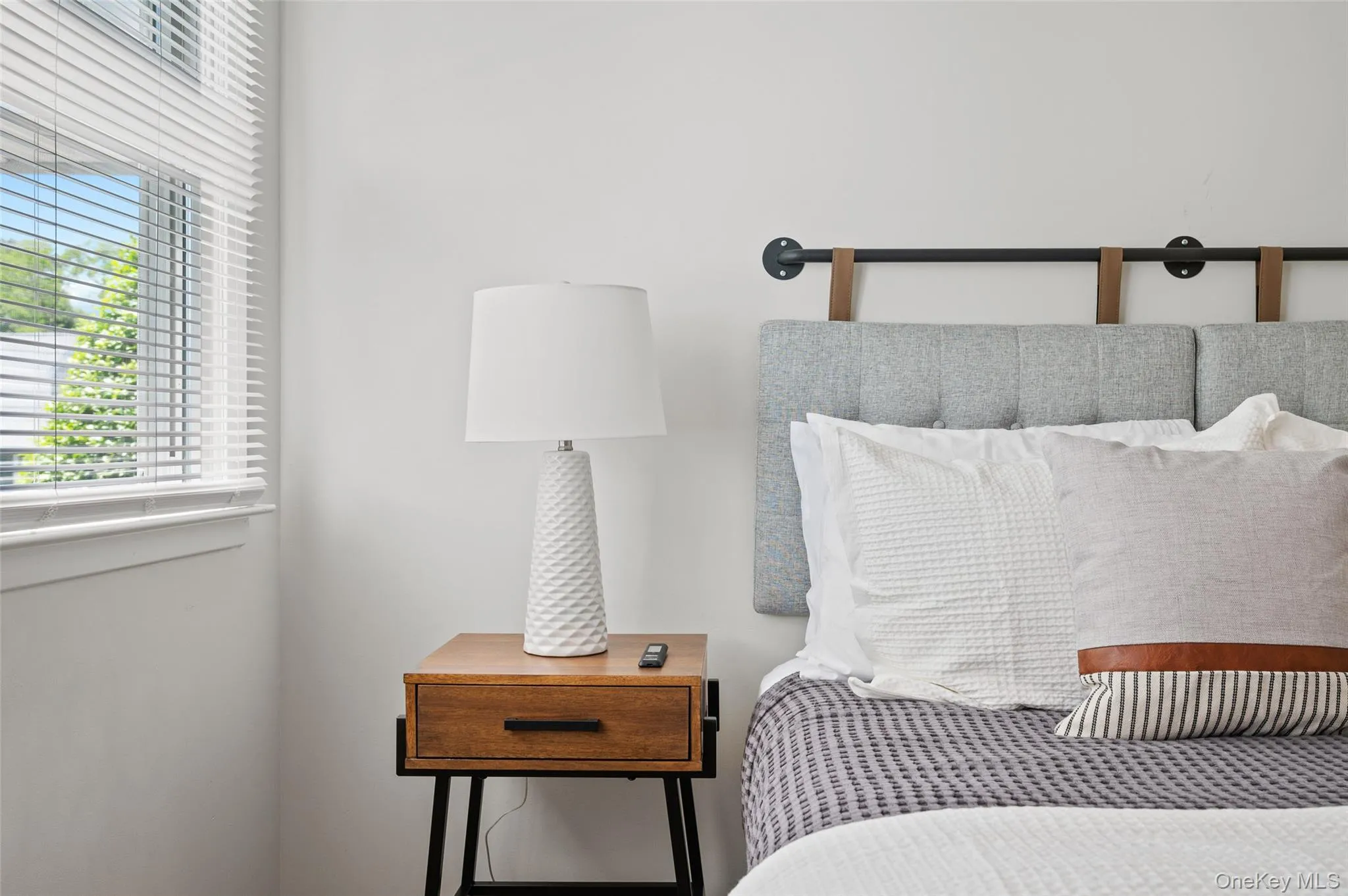 49 Canoe Place, Southampton, NY, 1 Bedroom Bedrooms, 3 Rooms Rooms,1 BathroomBathrooms,Residential,For Rent,Canoe,0,1036951 49 Canoe Place, Southampton, NY, 1 Bedroom Bedrooms, 3 Rooms Rooms,1 BathroomBathrooms,Residential,For Rent,Canoe,0,1036951