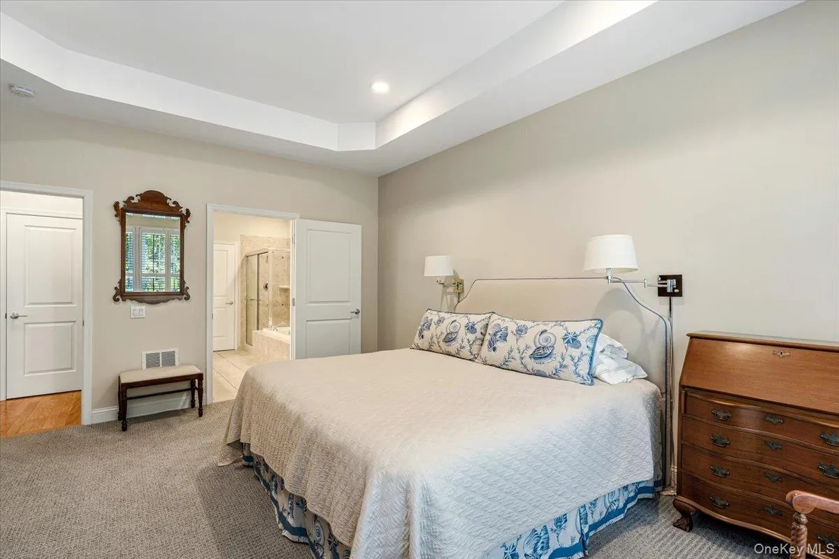 179 Carly Lane, Southampton, NY, 2 Bedrooms Bedrooms, 11 Rooms Rooms,2 BathroomsBathrooms,Residential,For Rent,Carly,0,1036953 179 Carly Lane, Southampton, NY, 2 Bedrooms Bedrooms, 11 Rooms Rooms,2 BathroomsBathrooms,Residential,For Rent,Carly,0,1036953
