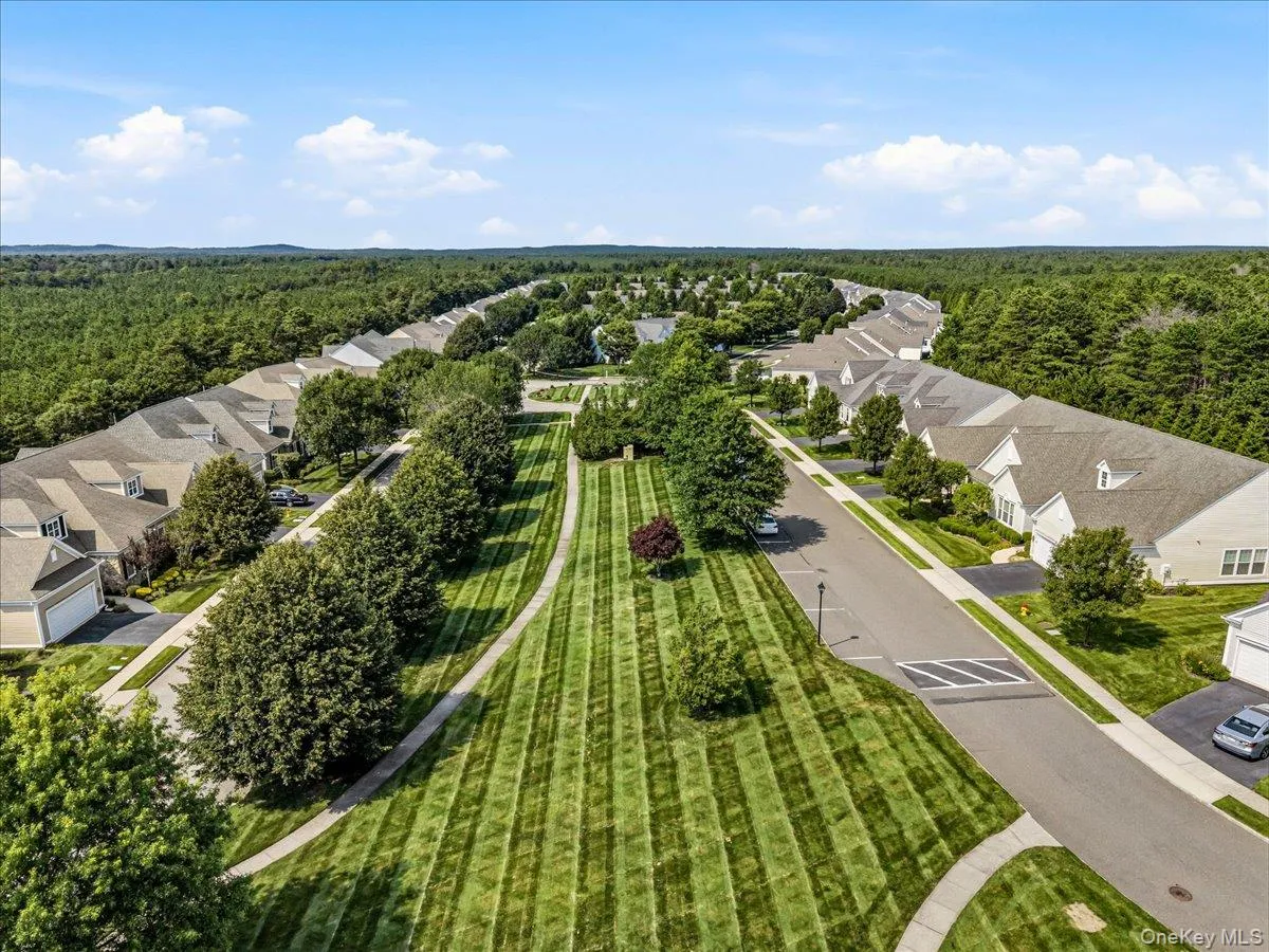 179 Carly Lane, Southampton, NY, 2 Bedrooms Bedrooms, 11 Rooms Rooms,2 BathroomsBathrooms,Residential,For Rent,Carly,0,1036953 179 Carly Lane, Southampton, NY, 2 Bedrooms Bedrooms, 11 Rooms Rooms,2 BathroomsBathrooms,Residential,For Rent,Carly,0,1036953