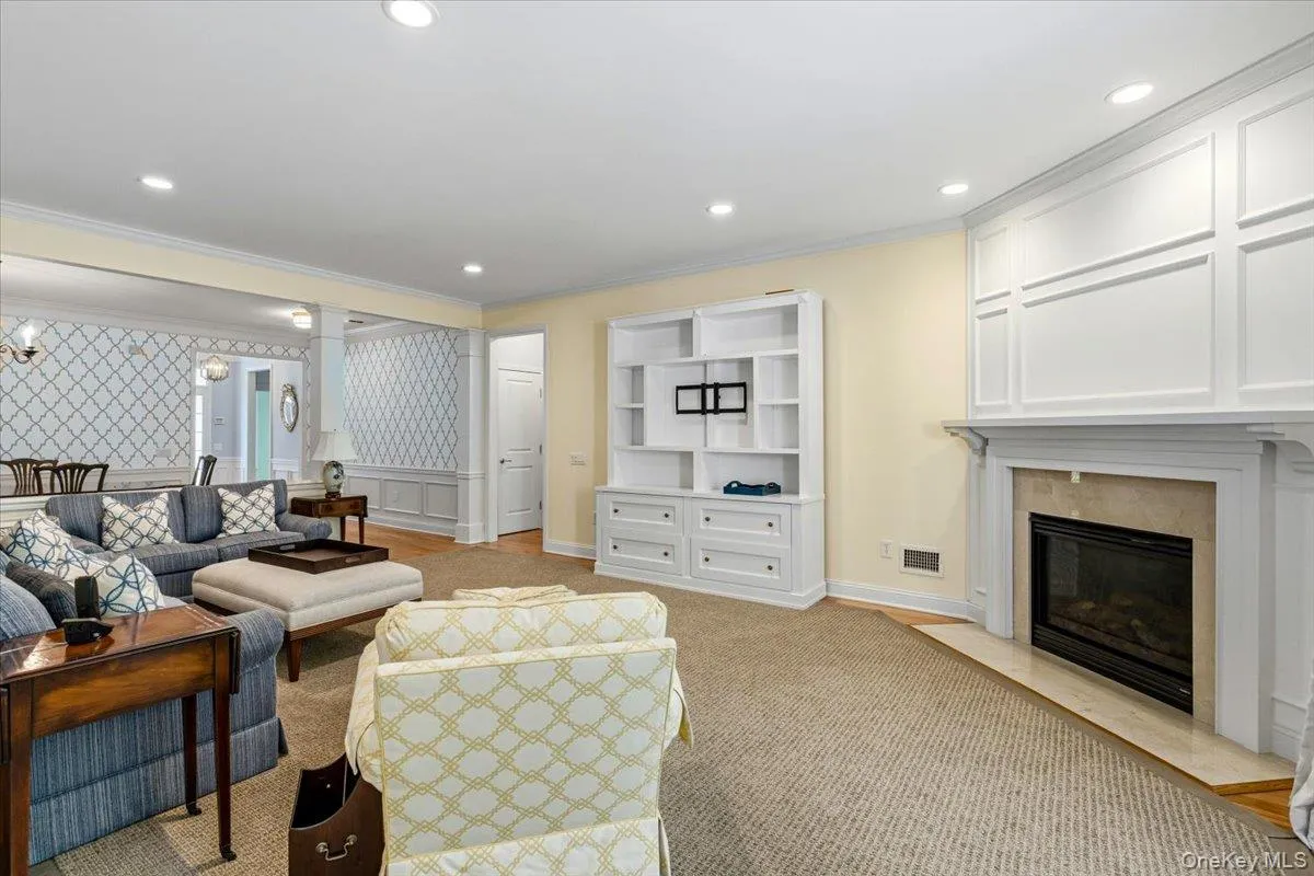 179 Carly Lane, Southampton, NY, 2 Bedrooms Bedrooms, 11 Rooms Rooms,2 BathroomsBathrooms,Residential,For Rent,Carly,0,1036953 179 Carly Lane, Southampton, NY, 2 Bedrooms Bedrooms, 11 Rooms Rooms,2 BathroomsBathrooms,Residential,For Rent,Carly,0,1036953