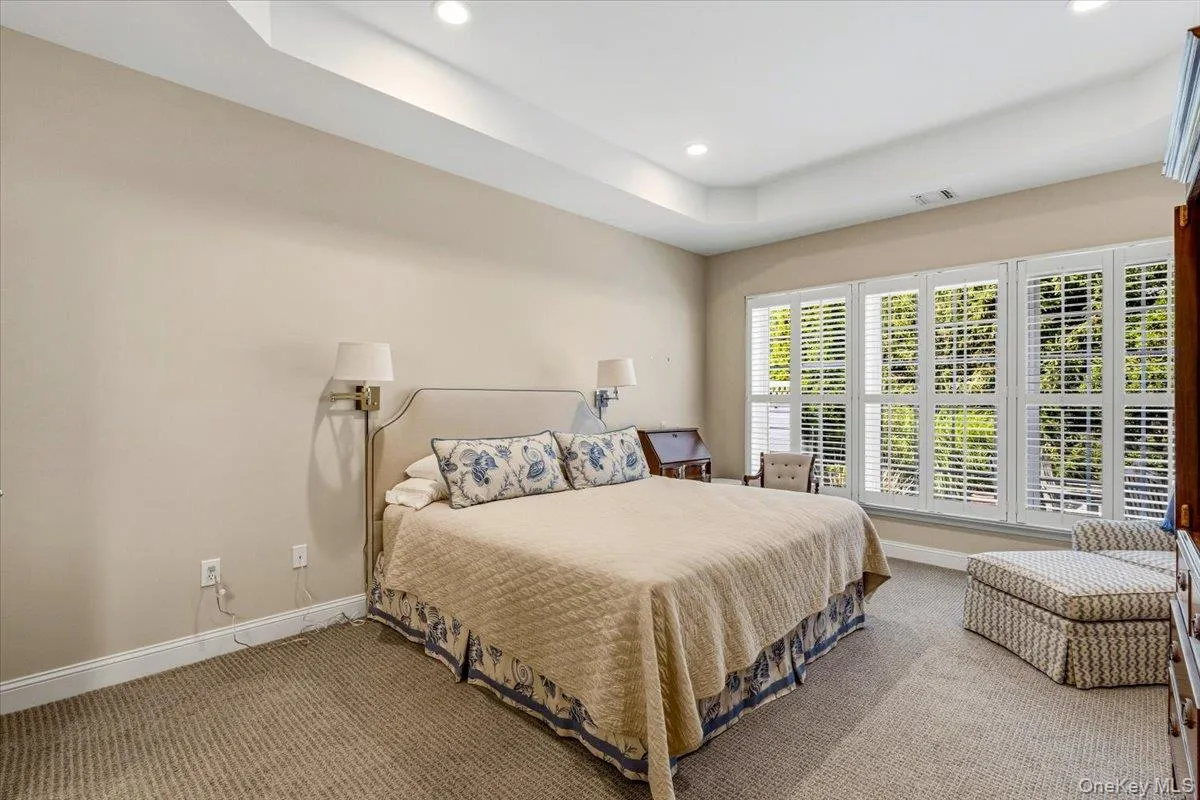 179 Carly Lane, Southampton, NY, 2 Bedrooms Bedrooms, 11 Rooms Rooms,2 BathroomsBathrooms,Residential,For Rent,Carly,0,1036953 179 Carly Lane, Southampton, NY, 2 Bedrooms Bedrooms, 11 Rooms Rooms,2 BathroomsBathrooms,Residential,For Rent,Carly,0,1036953