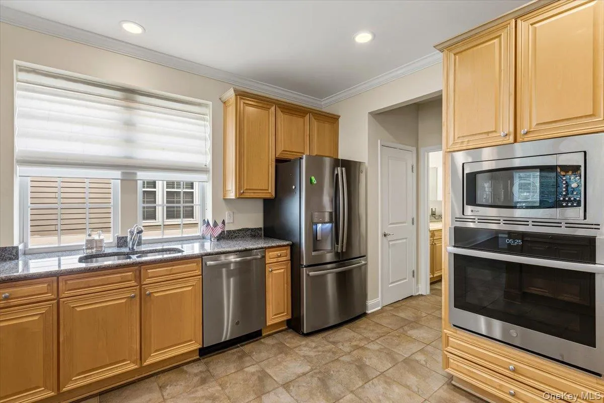 179 Carly Lane, Southampton, NY, 2 Bedrooms Bedrooms, 11 Rooms Rooms,2 BathroomsBathrooms,Residential,For Rent,Carly,0,1036953 179 Carly Lane, Southampton, NY, 2 Bedrooms Bedrooms, 11 Rooms Rooms,2 BathroomsBathrooms,Residential,For Rent,Carly,0,1036953