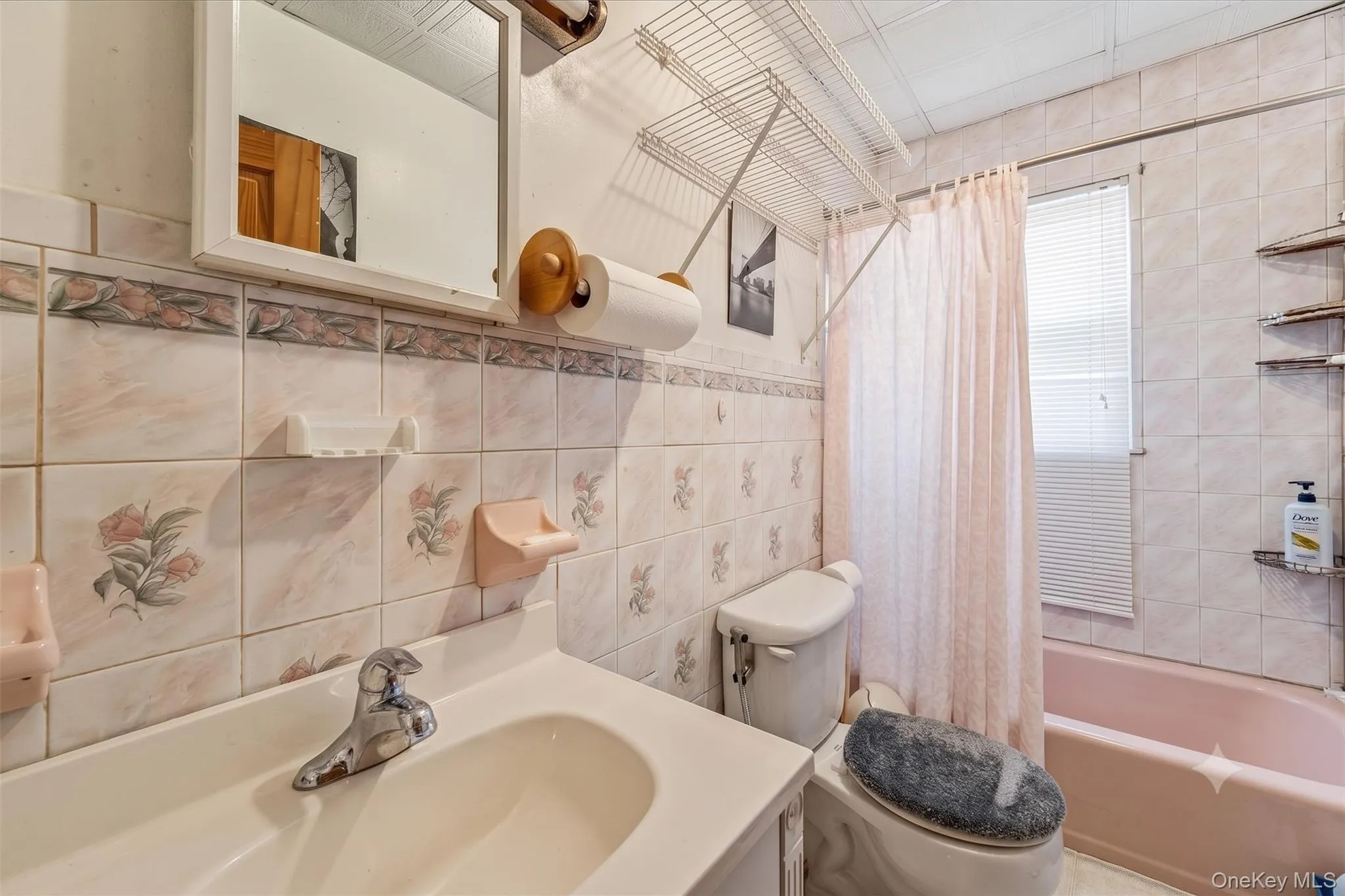 87-63 108th Street, New York, NY, 4 Bedrooms Bedrooms, 7 Rooms Rooms,1 BathroomBathrooms,Residential,For Rent,108th,0,1036956 87-63 108th Street, New York, NY, 4 Bedrooms Bedrooms, 7 Rooms Rooms,1 BathroomBathrooms,Residential,For Rent,108th,0,1036956