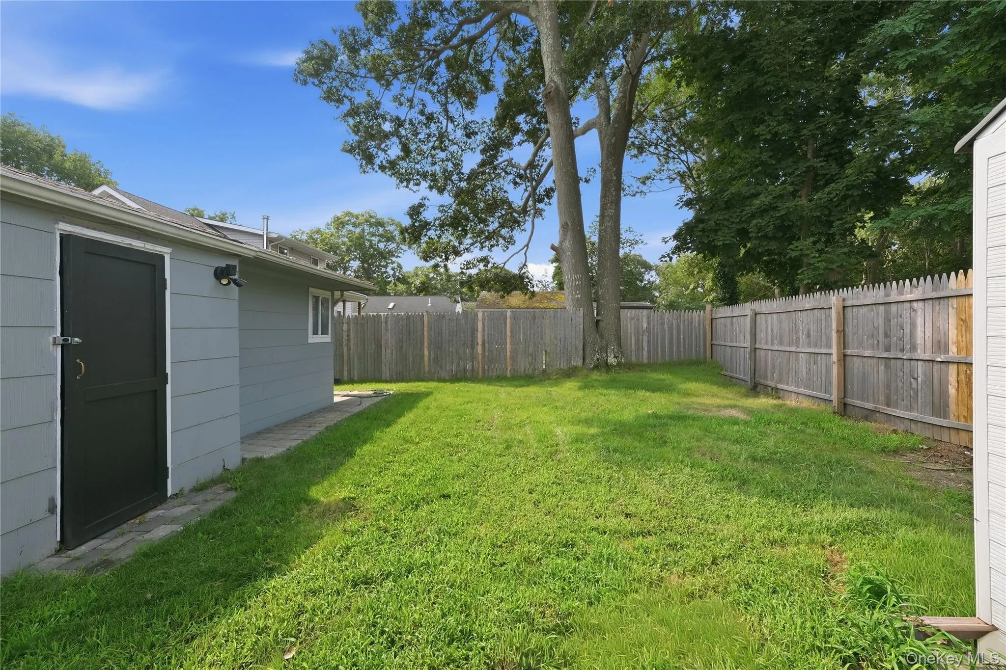 8 Roberts Street, Brookhaven, NY, 3 Bedrooms Bedrooms, 6 Rooms Rooms,1 BathroomBathrooms,Residential,For Rent,Roberts,0,1036960 8 Roberts Street, Brookhaven, NY, 3 Bedrooms Bedrooms, 6 Rooms Rooms,1 BathroomBathrooms,Residential,For Rent,Roberts,0,1036960