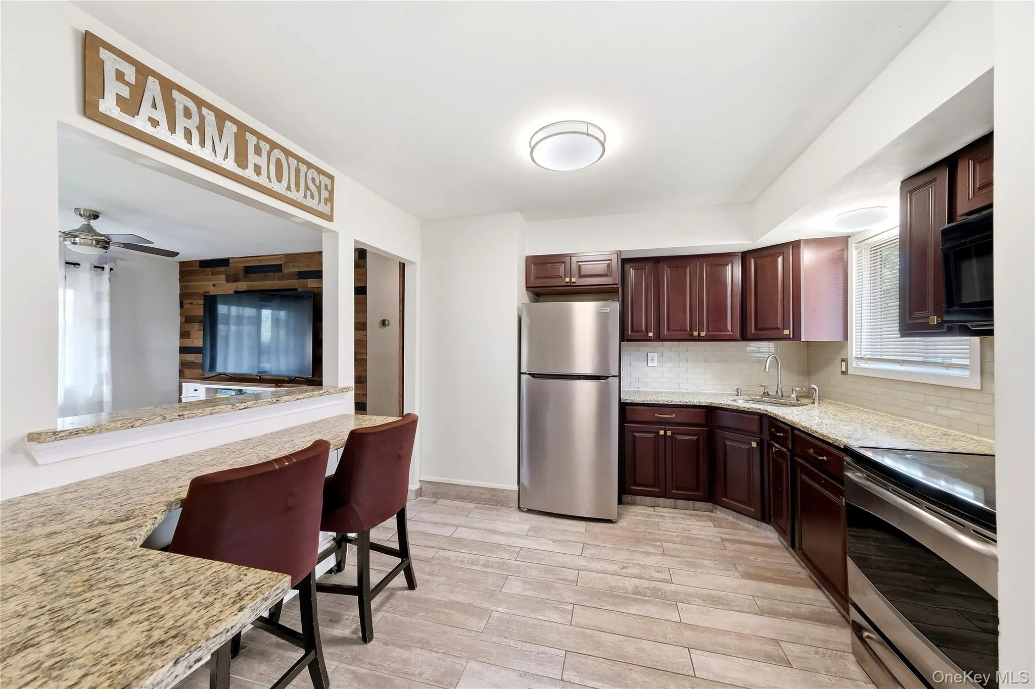 8 Roberts Street, Brookhaven, NY, 3 Bedrooms Bedrooms, 6 Rooms Rooms,1 BathroomBathrooms,Residential,For Rent,Roberts,0,1036960 8 Roberts Street, Brookhaven, NY, 3 Bedrooms Bedrooms, 6 Rooms Rooms,1 BathroomBathrooms,Residential,For Rent,Roberts,0,1036960