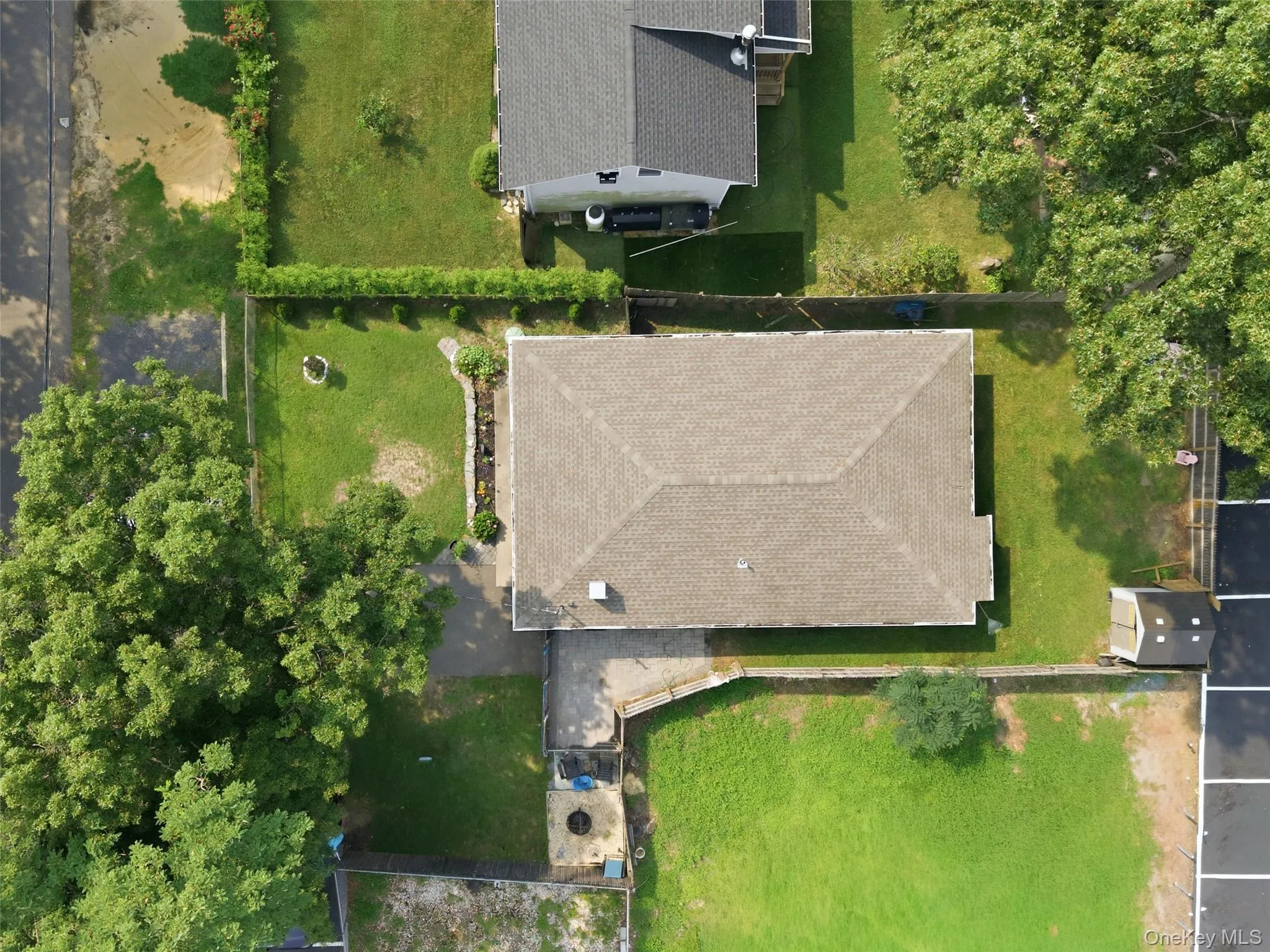 8 Roberts Street, Brookhaven, NY, 3 Bedrooms Bedrooms, 6 Rooms Rooms,1 BathroomBathrooms,Residential,For Rent,Roberts,0,1036960 8 Roberts Street, Brookhaven, NY, 3 Bedrooms Bedrooms, 6 Rooms Rooms,1 BathroomBathrooms,Residential,For Rent,Roberts,0,1036960