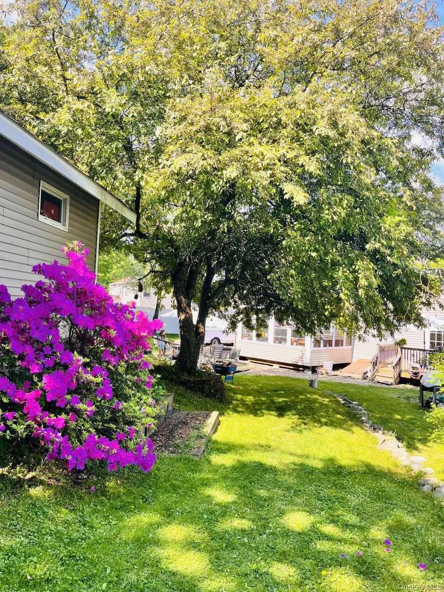 20 Neversink Drive, Newburgh (city), NY, 4 Bedrooms Bedrooms, 8 Rooms Rooms,2 BathroomsBathrooms,Residential,For Rent,Neversink,0,1036961 20 Neversink Drive, Newburgh (city), NY, 4 Bedrooms Bedrooms, 8 Rooms Rooms,2 BathroomsBathrooms,Residential,For Rent,Neversink,0,1036961