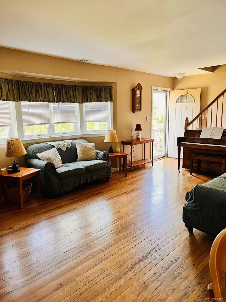 20 Neversink Drive, Newburgh (city), NY, 4 Bedrooms Bedrooms, 8 Rooms Rooms,2 BathroomsBathrooms,Residential,For Rent,Neversink,0,1036961 20 Neversink Drive, Newburgh (city), NY, 4 Bedrooms Bedrooms, 8 Rooms Rooms,2 BathroomsBathrooms,Residential,For Rent,Neversink,0,1036961