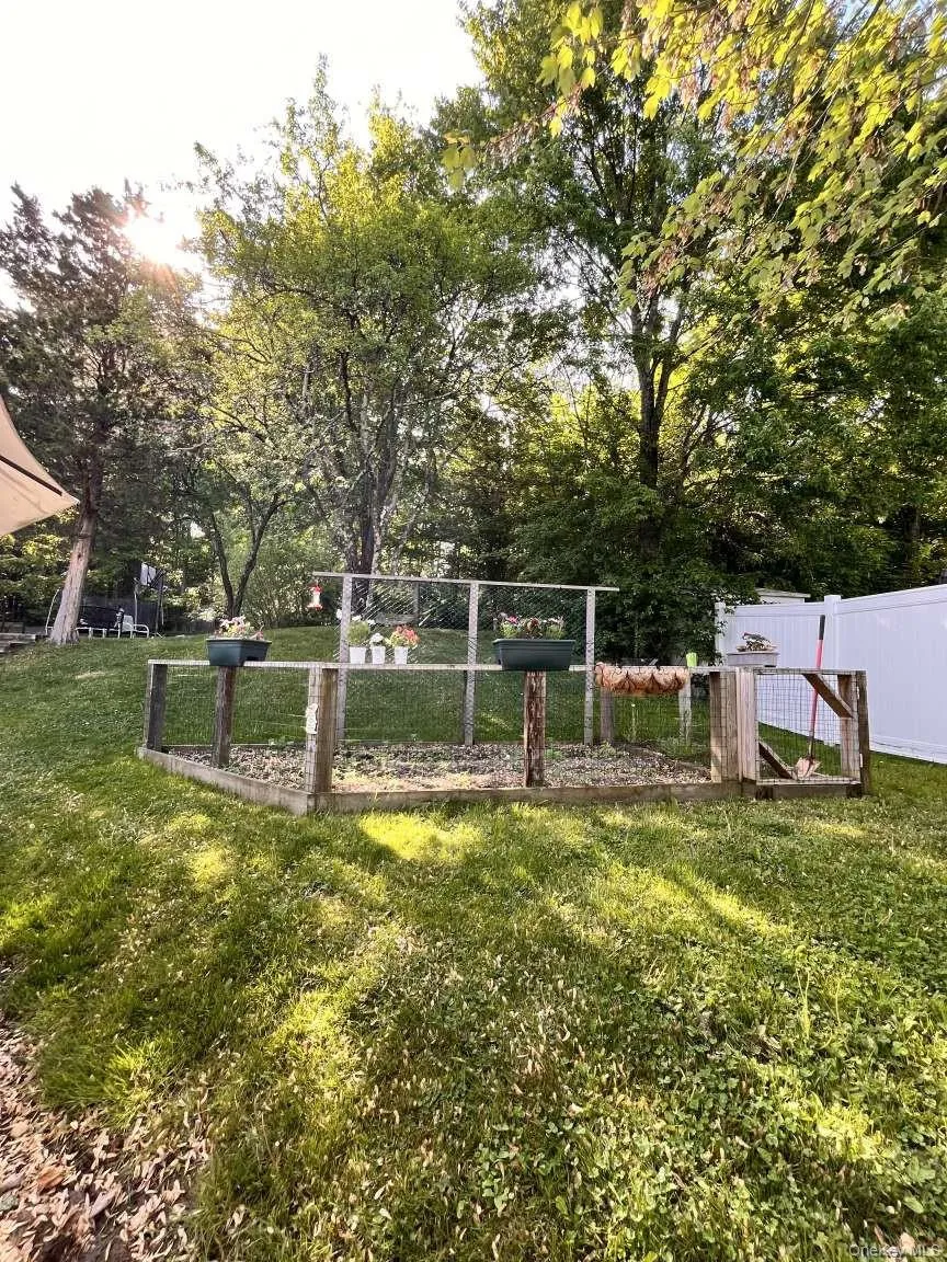 20 Neversink Drive, Newburgh (city), NY, 4 Bedrooms Bedrooms, 8 Rooms Rooms,2 BathroomsBathrooms,Residential,For Rent,Neversink,0,1036961 20 Neversink Drive, Newburgh (city), NY, 4 Bedrooms Bedrooms, 8 Rooms Rooms,2 BathroomsBathrooms,Residential,For Rent,Neversink,0,1036961