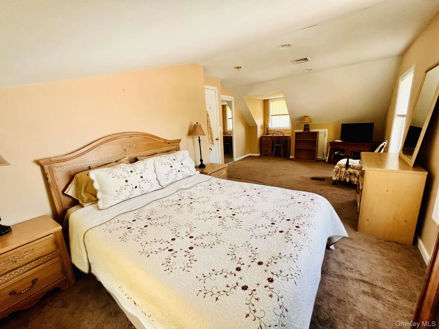 20 Neversink Drive, Newburgh (city), NY, 4 Bedrooms Bedrooms, 8 Rooms Rooms,2 BathroomsBathrooms,Residential,For Rent,Neversink,0,1036961 20 Neversink Drive, Newburgh (city), NY, 4 Bedrooms Bedrooms, 8 Rooms Rooms,2 BathroomsBathrooms,Residential,For Rent,Neversink,0,1036961