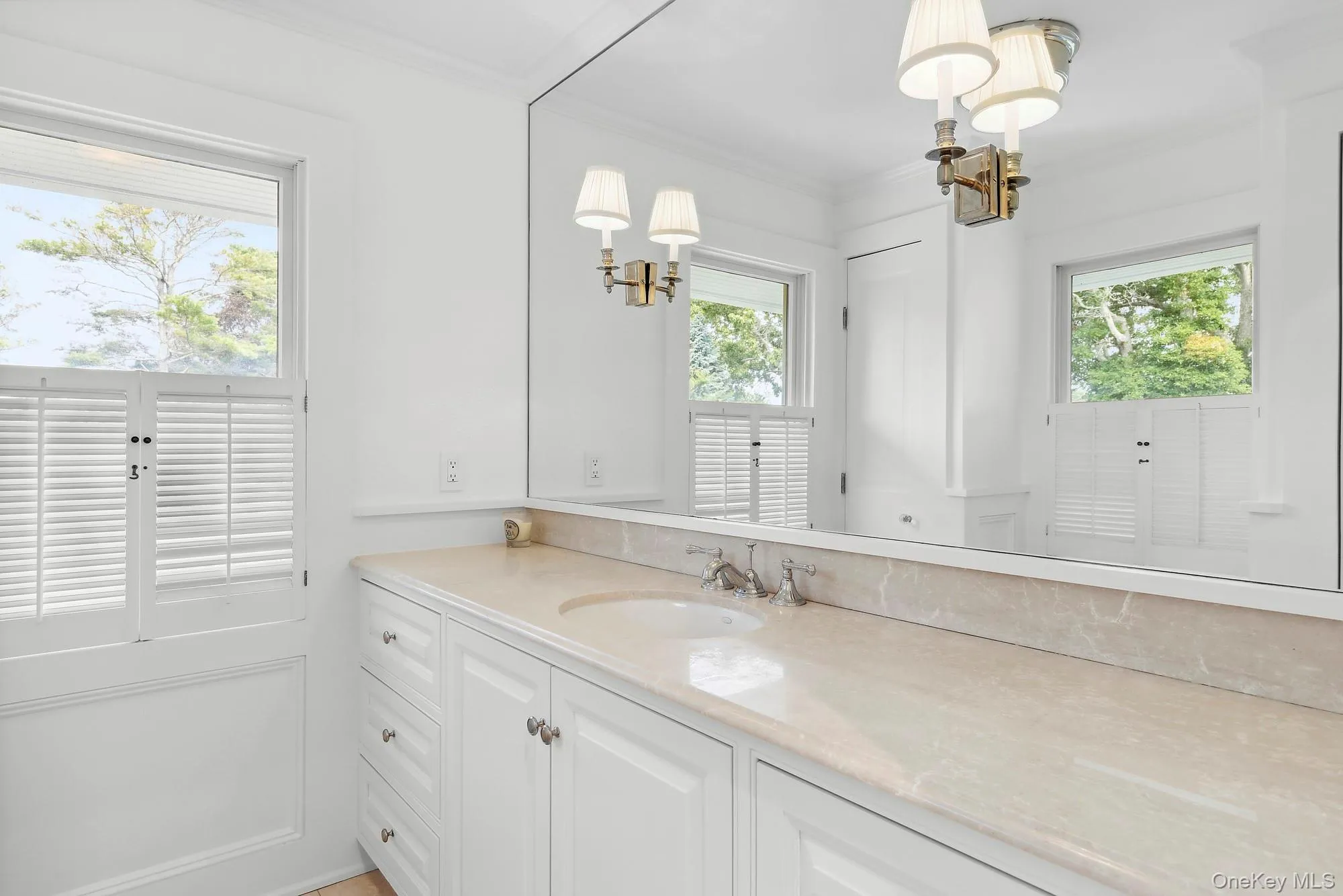 1 Bishop Avenue, Southampton, NY, 4 Bedrooms Bedrooms, 8 Rooms Rooms,3 BathroomsBathrooms,Residential Lease,For Rent,Bishop,0,1036962 1 Bishop Avenue, Southampton, NY, 4 Bedrooms Bedrooms, 8 Rooms Rooms,3 BathroomsBathrooms,Residential Lease,For Rent,Bishop,0,1036962