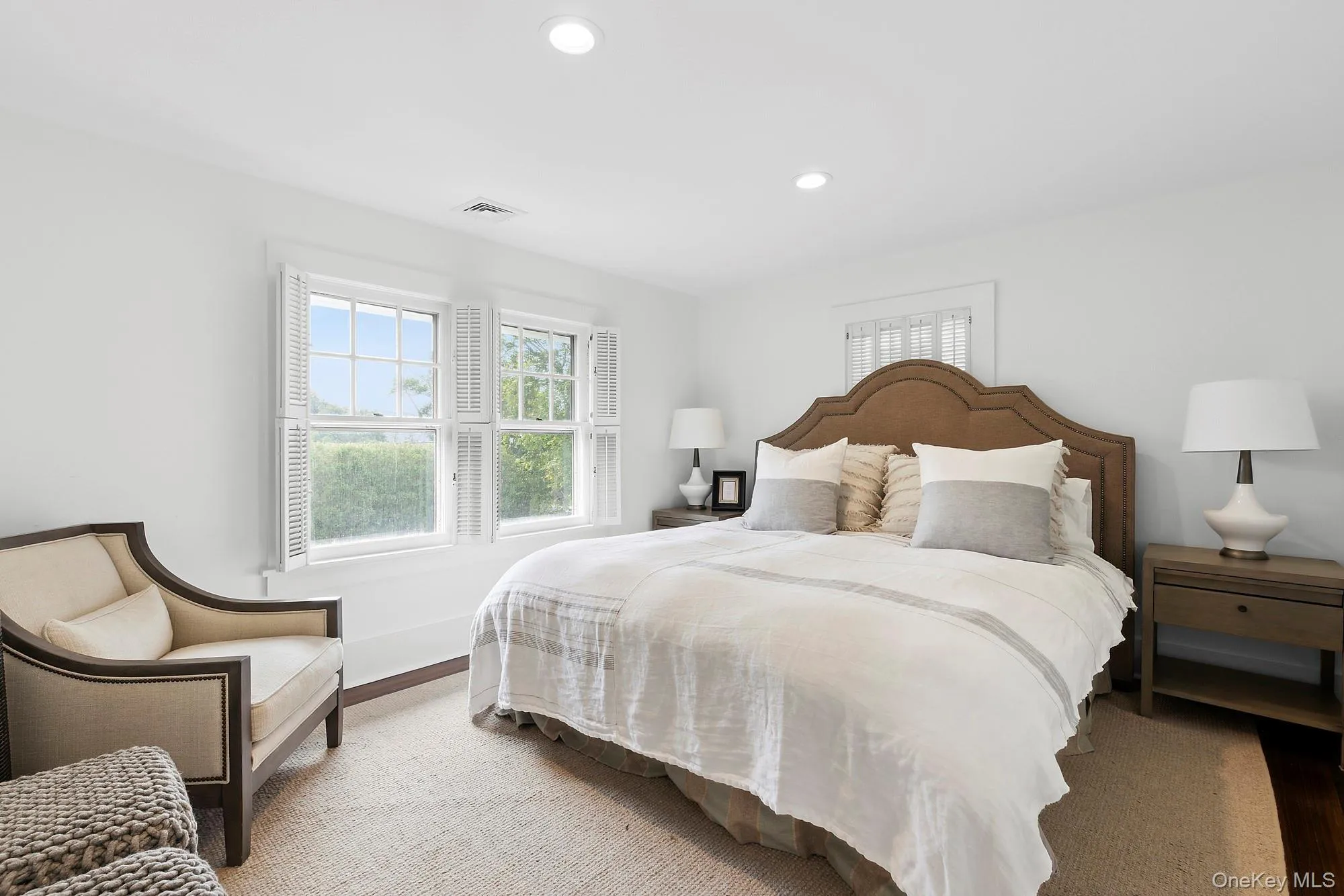 1 Bishop Avenue, Southampton, NY, 4 Bedrooms Bedrooms, 8 Rooms Rooms,3 BathroomsBathrooms,Residential Lease,For Rent,Bishop,0,1036962 1 Bishop Avenue, Southampton, NY, 4 Bedrooms Bedrooms, 8 Rooms Rooms,3 BathroomsBathrooms,Residential Lease,For Rent,Bishop,0,1036962