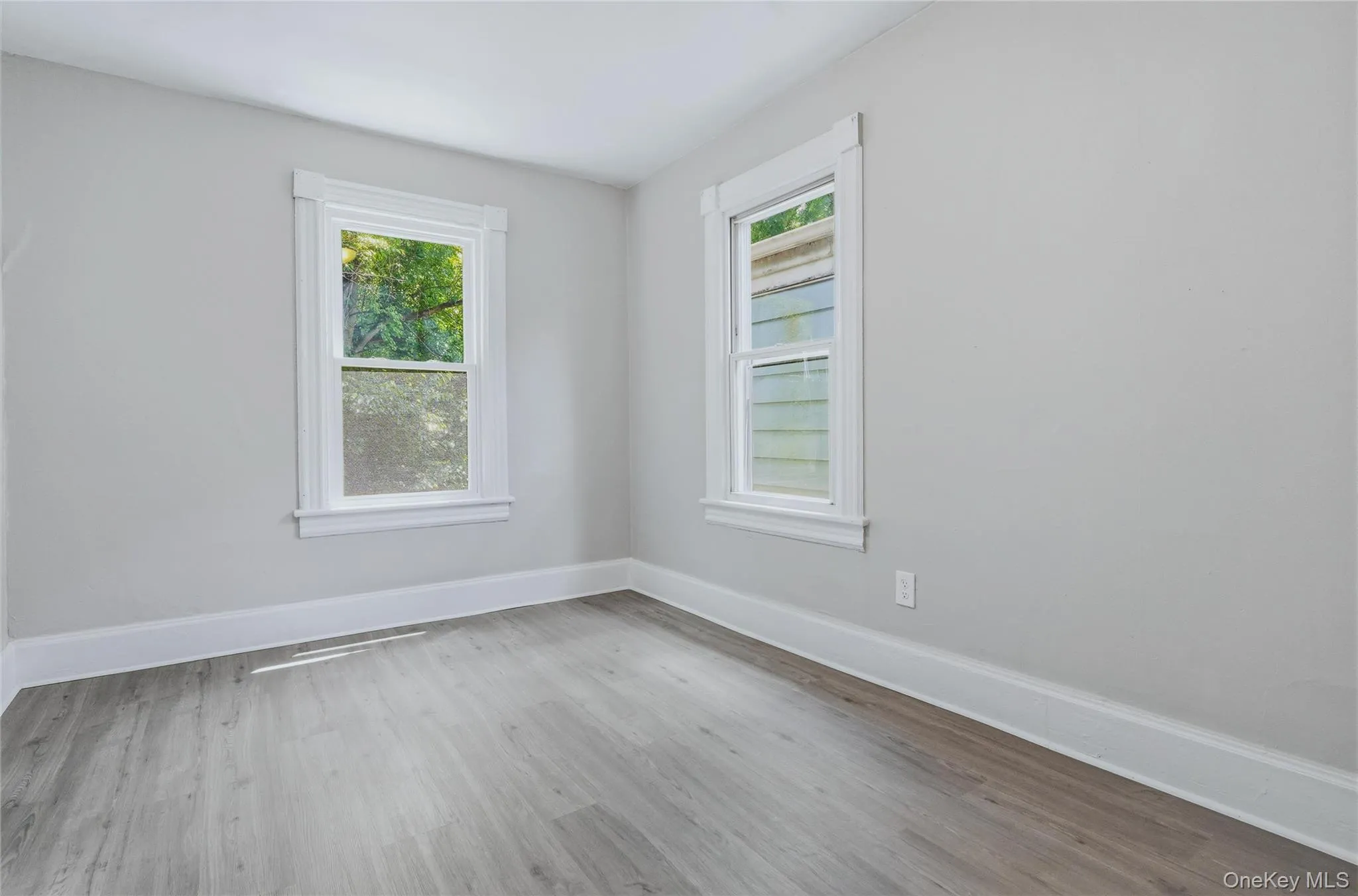 70 Van Deusen Street, Kingston, NY, 3 Bedrooms Bedrooms, 5 Rooms Rooms,1 BathroomBathrooms,Residential Lease,For Rent,Van Deusen,0,1036964 70 Van Deusen Street, Kingston, NY, 3 Bedrooms Bedrooms, 5 Rooms Rooms,1 BathroomBathrooms,Residential Lease,For Rent,Van Deusen,0,1036964