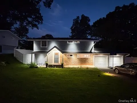 28 Florida Avenue, Smithtown, NY, 4 Bedrooms Bedrooms, 7 Rooms Rooms,2 BathroomsBathrooms,Residential,For Rent,Florida,0,1036966 28 Florida Avenue, Smithtown, NY, 4 Bedrooms Bedrooms, 7 Rooms Rooms,2 BathroomsBathrooms,Residential,For Rent,Florida,0,1036966