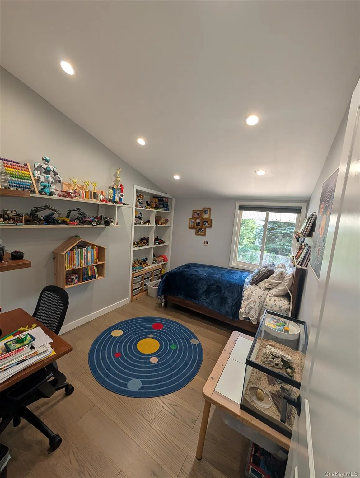 28 Florida Avenue, Smithtown, NY, 4 Bedrooms Bedrooms, 7 Rooms Rooms,2 BathroomsBathrooms,Residential,For Rent,Florida,0,1036966 28 Florida Avenue, Smithtown, NY, 4 Bedrooms Bedrooms, 7 Rooms Rooms,2 BathroomsBathrooms,Residential,For Rent,Florida,0,1036966