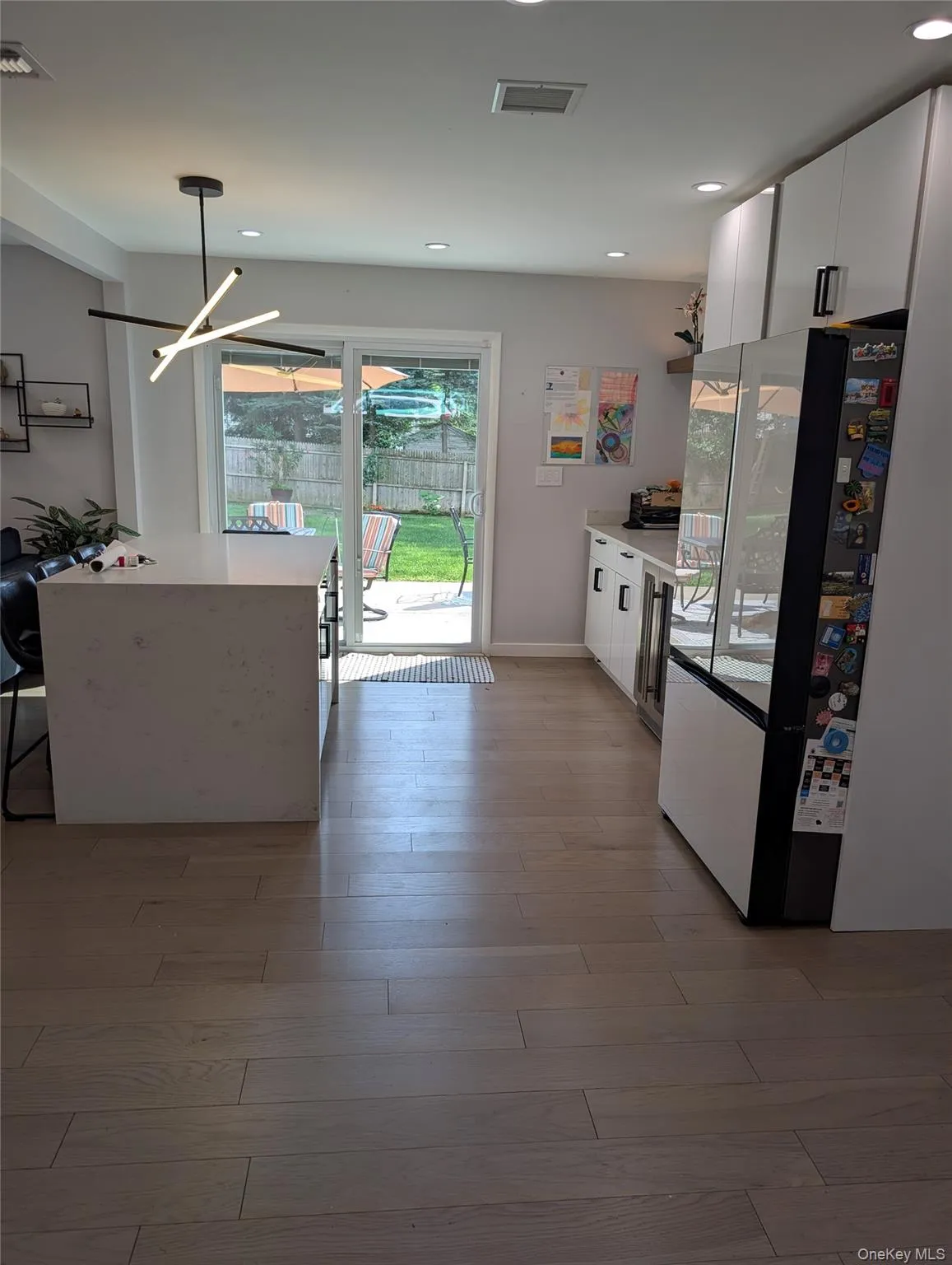 28 Florida Avenue, Smithtown, NY, 4 Bedrooms Bedrooms, 7 Rooms Rooms,2 BathroomsBathrooms,Residential,For Rent,Florida,0,1036966 28 Florida Avenue, Smithtown, NY, 4 Bedrooms Bedrooms, 7 Rooms Rooms,2 BathroomsBathrooms,Residential,For Rent,Florida,0,1036966