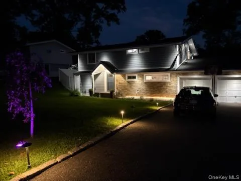 28 Florida Avenue, Smithtown, NY, 4 Bedrooms Bedrooms, 7 Rooms Rooms,2 BathroomsBathrooms,Residential,For Rent,Florida,0,1036966 28 Florida Avenue, Smithtown, NY, 4 Bedrooms Bedrooms, 7 Rooms Rooms,2 BathroomsBathrooms,Residential,For Rent,Florida,0,1036966