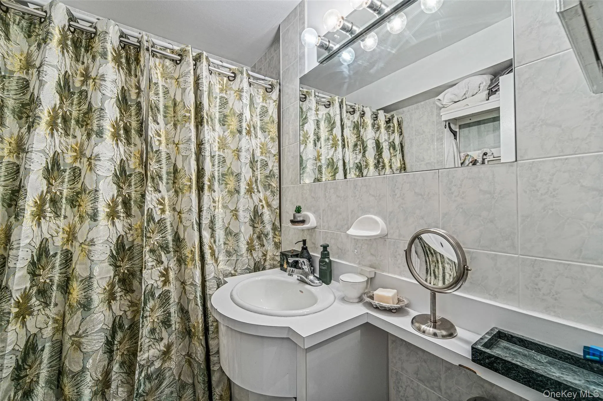 Bathroom 1 Bathroom 1