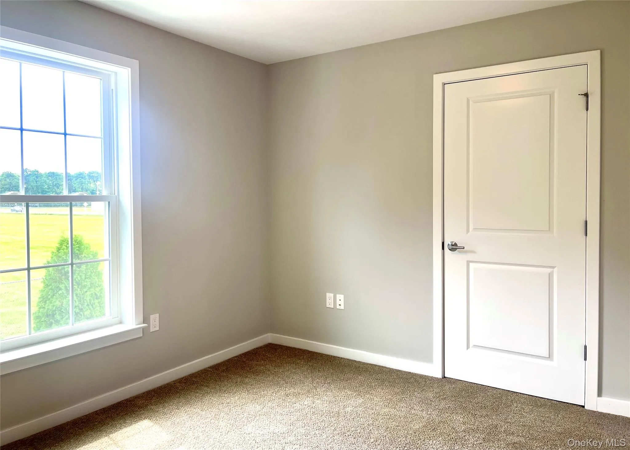 221 Eastview Drive, Islip, NY, 2 Bedroom Bedrooms, 5 Room Rooms,2 BathroomBathrooms,Residential Lease,For Rent,Eastview,0,1036972 221 Eastview Drive, Islip, NY, 2 Bedroom Bedrooms, 5 Room Rooms,2 BathroomBathrooms,Residential Lease,For Rent,Eastview,0,1036972