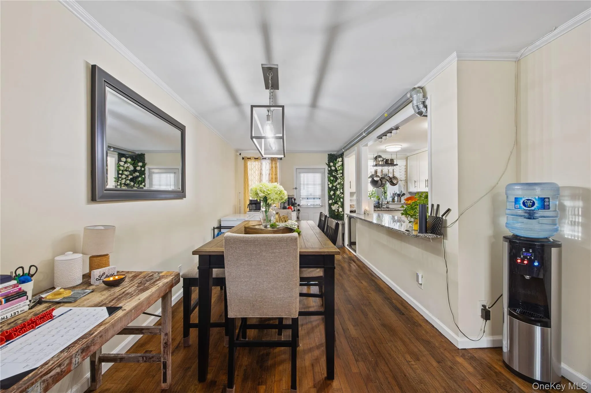 3243 Corsa Avenue, New York, NY, 3 Bedrooms Bedrooms, 8 Rooms Rooms,3 BathroomsBathrooms,Residential,For Rent,Corsa,0,1036973 3243 Corsa Avenue, New York, NY, 3 Bedrooms Bedrooms, 8 Rooms Rooms,3 BathroomsBathrooms,Residential,For Rent,Corsa,0,1036973