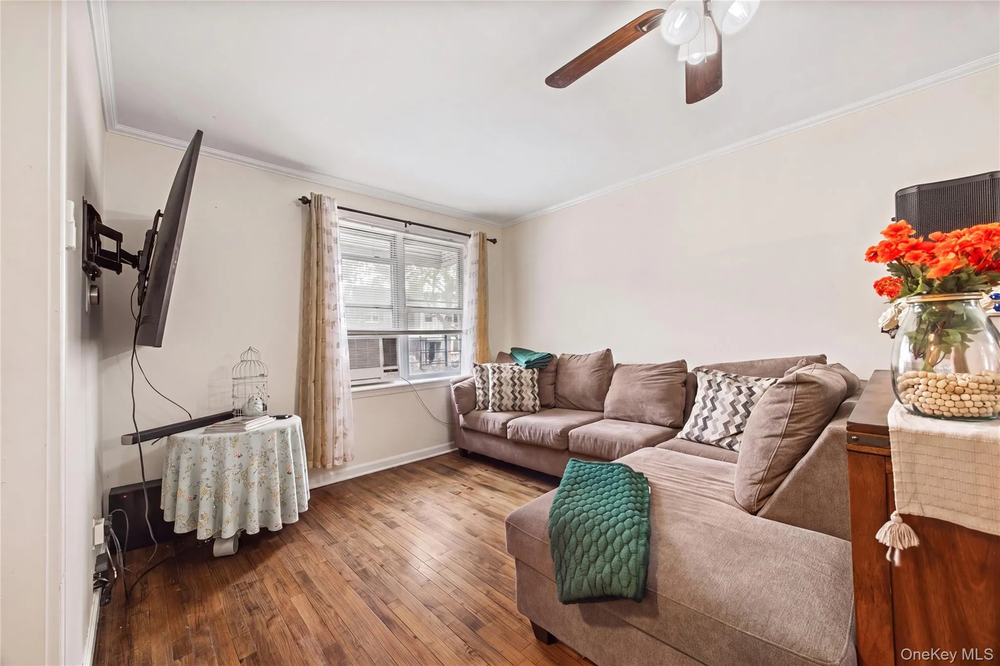 3243 Corsa Avenue, New York, NY, 3 Bedrooms Bedrooms, 8 Rooms Rooms,3 BathroomsBathrooms,Residential,For Rent,Corsa,0,1036973 3243 Corsa Avenue, New York, NY, 3 Bedrooms Bedrooms, 8 Rooms Rooms,3 BathroomsBathrooms,Residential,For Rent,Corsa,0,1036973