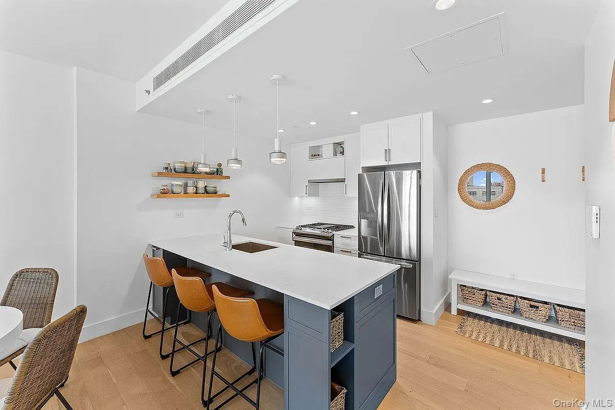 133 Beach 116th Street, New York, NY, 2 Bedrooms Bedrooms, 5 Rooms Rooms,2 BathroomsBathrooms,Residential Lease,For Rent,Beach 116th,0,1036974 133 Beach 116th Street, New York, NY, 2 Bedrooms Bedrooms, 5 Rooms Rooms,2 BathroomsBathrooms,Residential Lease,For Rent,Beach 116th,0,1036974