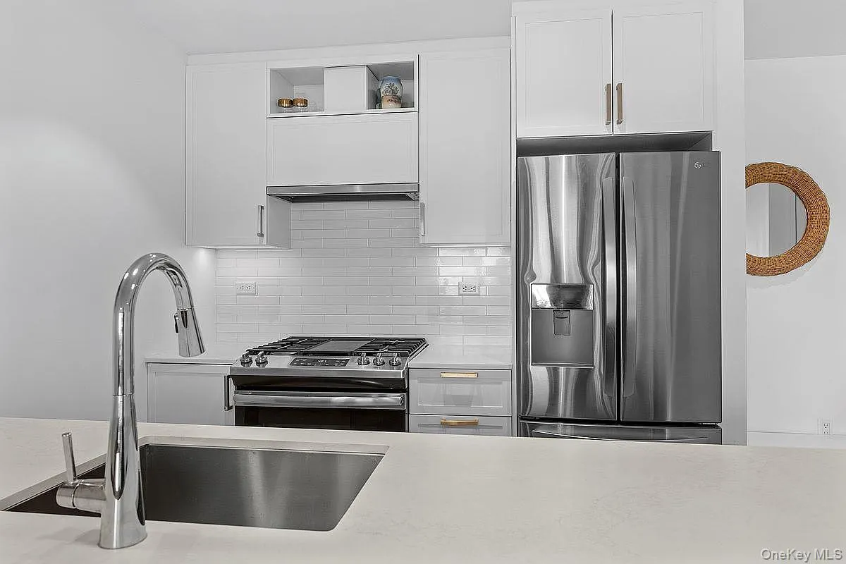 133 Beach 116th Street, New York, NY, 2 Bedrooms Bedrooms, 5 Rooms Rooms,2 BathroomsBathrooms,Residential Lease,For Rent,Beach 116th,0,1036974 133 Beach 116th Street, New York, NY, 2 Bedrooms Bedrooms, 5 Rooms Rooms,2 BathroomsBathrooms,Residential Lease,For Rent,Beach 116th,0,1036974